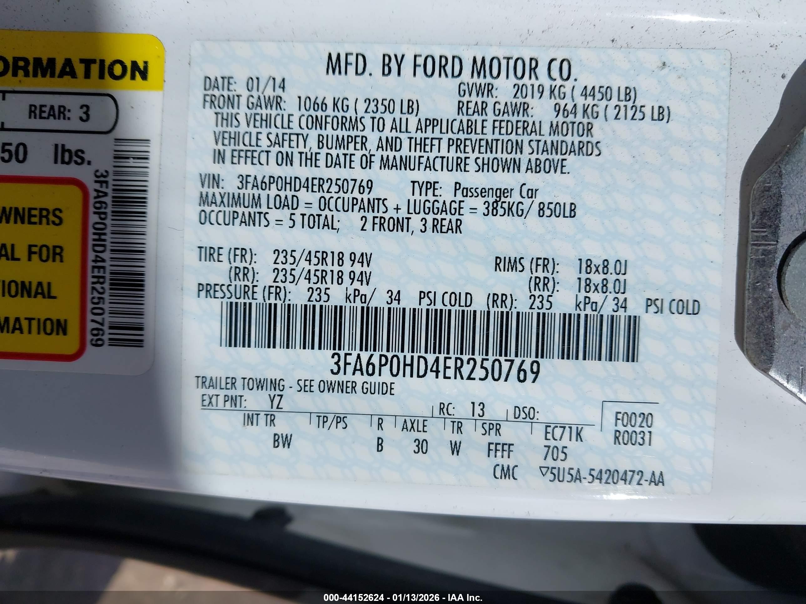 FORD FUSION image 9