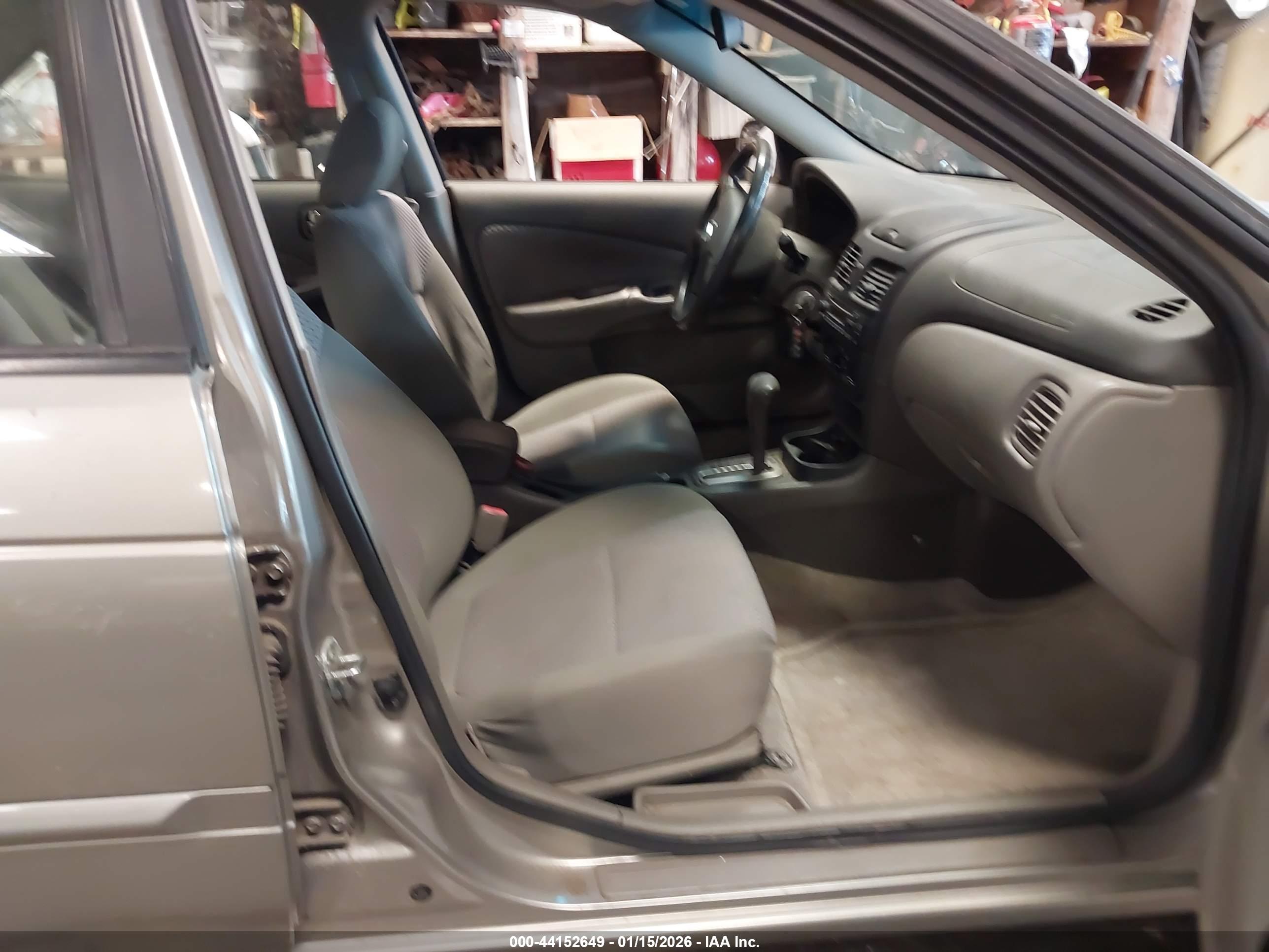 NISSAN SENTRA image 5