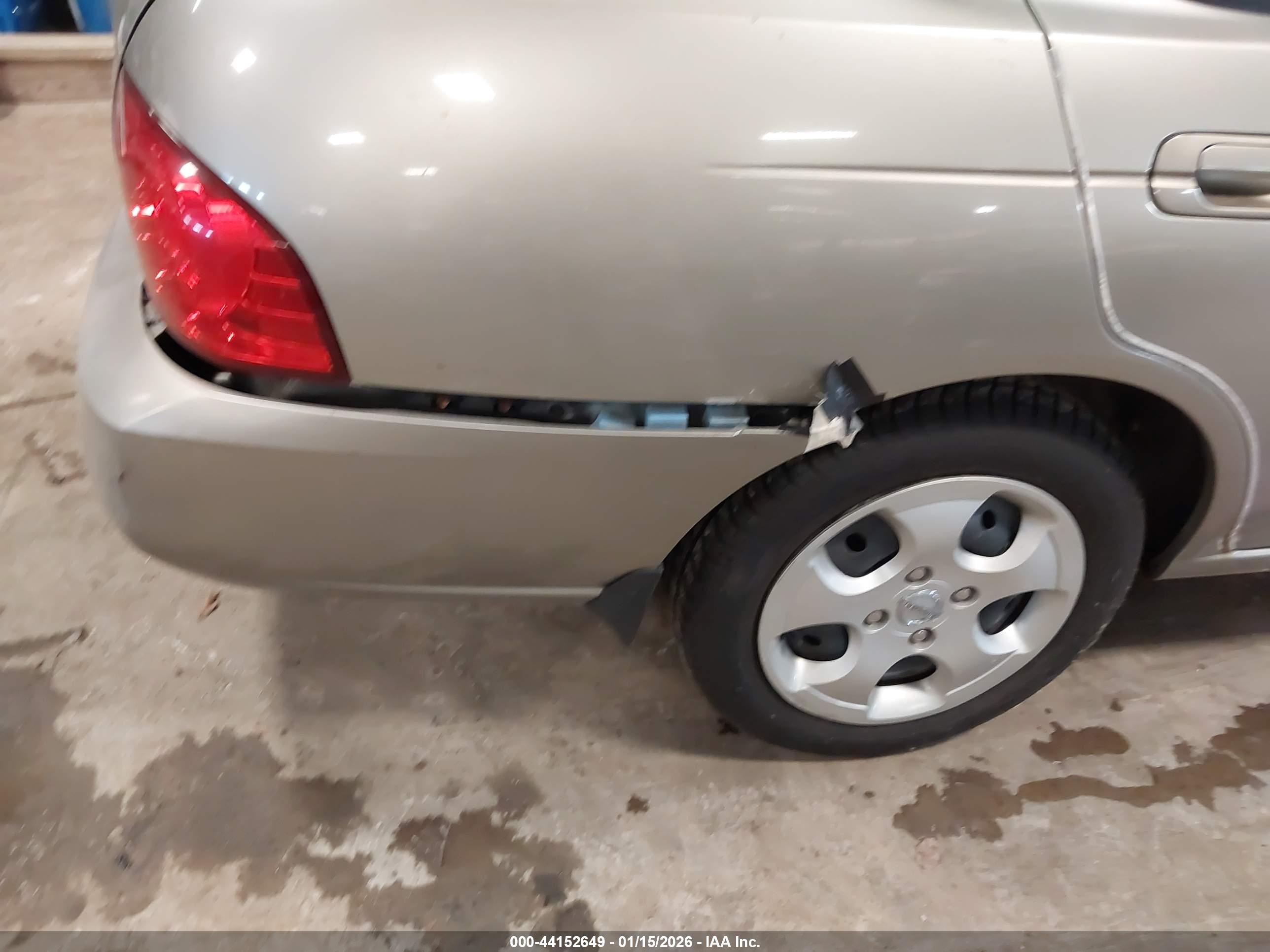 NISSAN SENTRA image 6