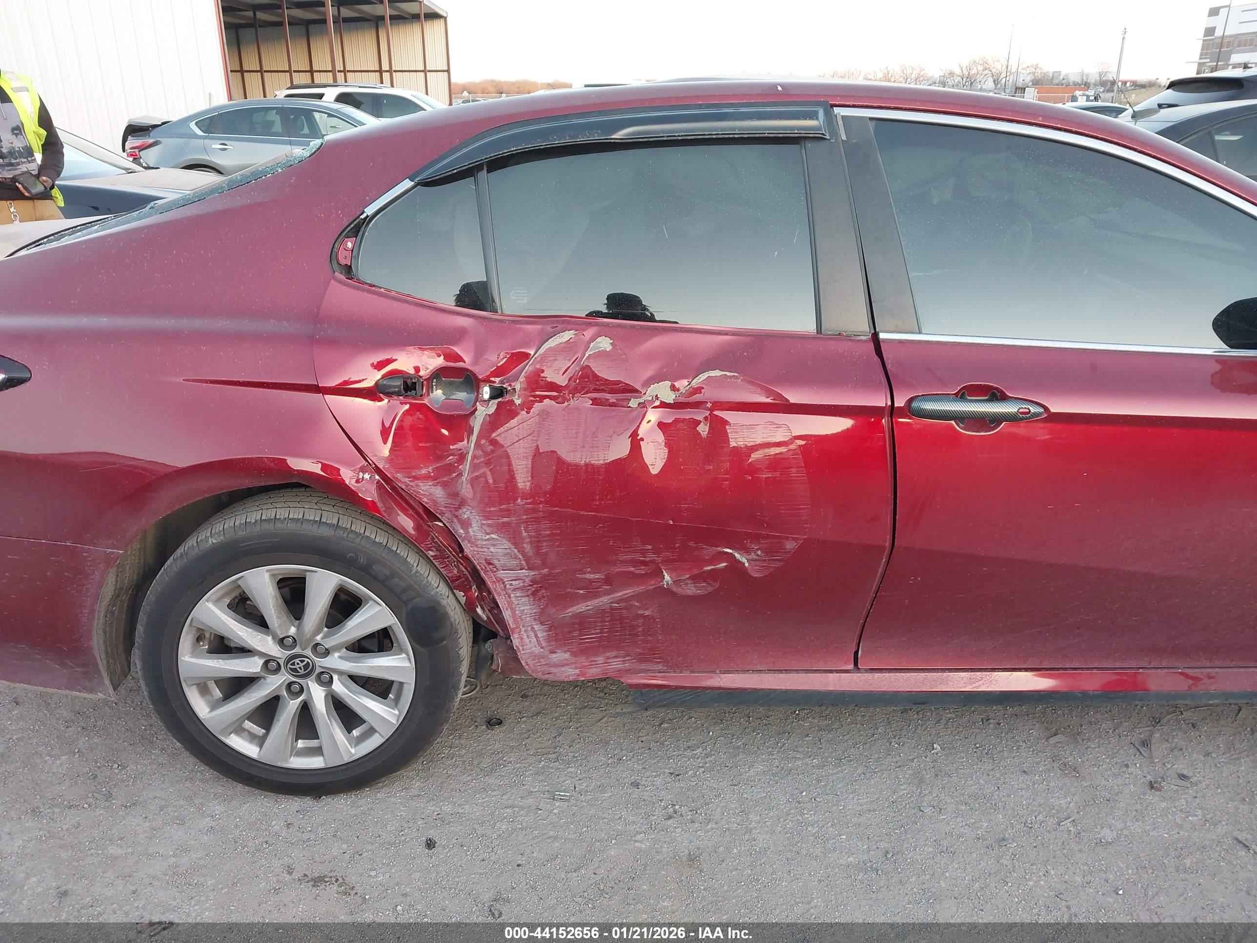 TOYOTA CAMRY image 6