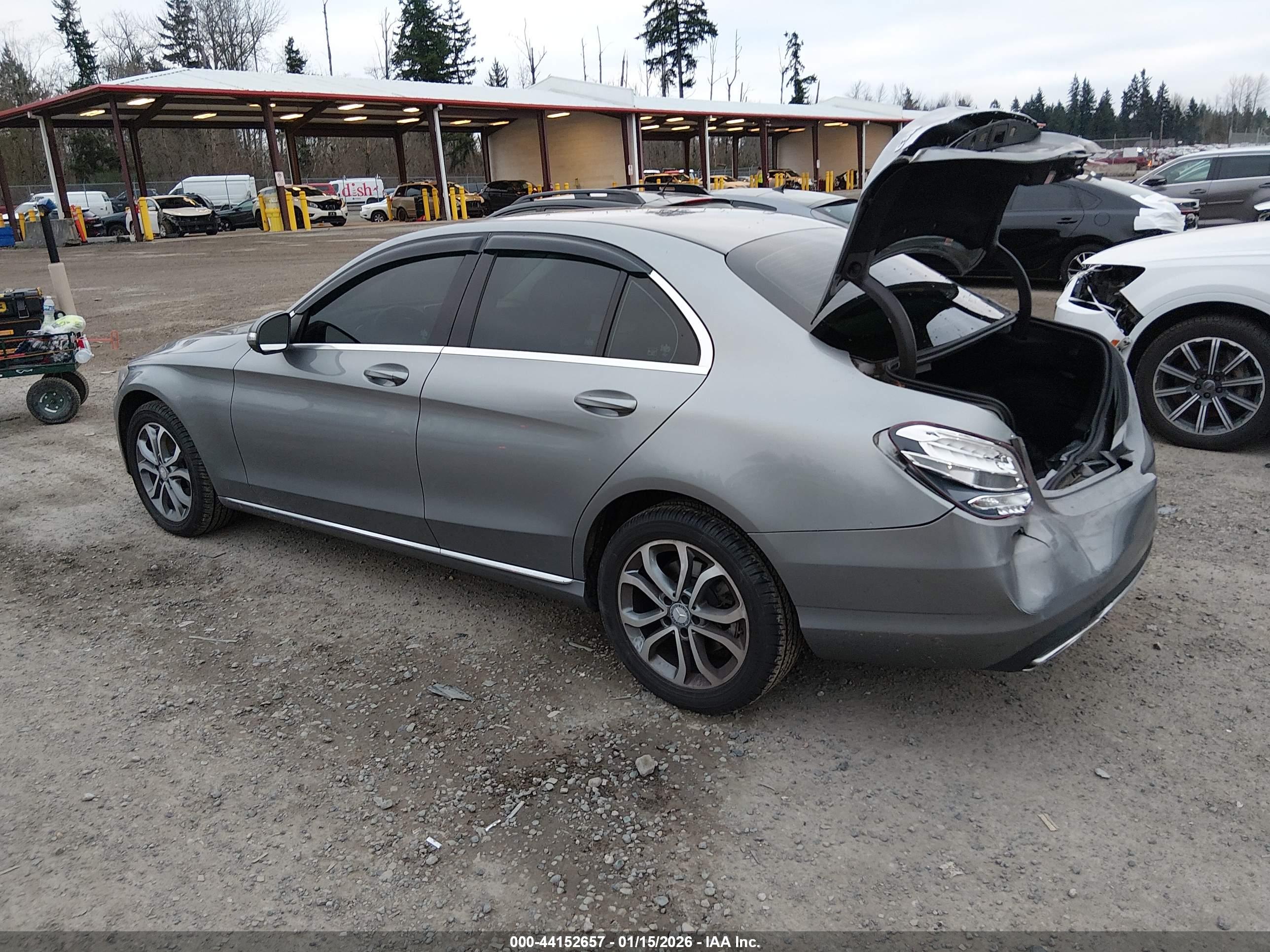 MERCEDES-BENZ C image 3