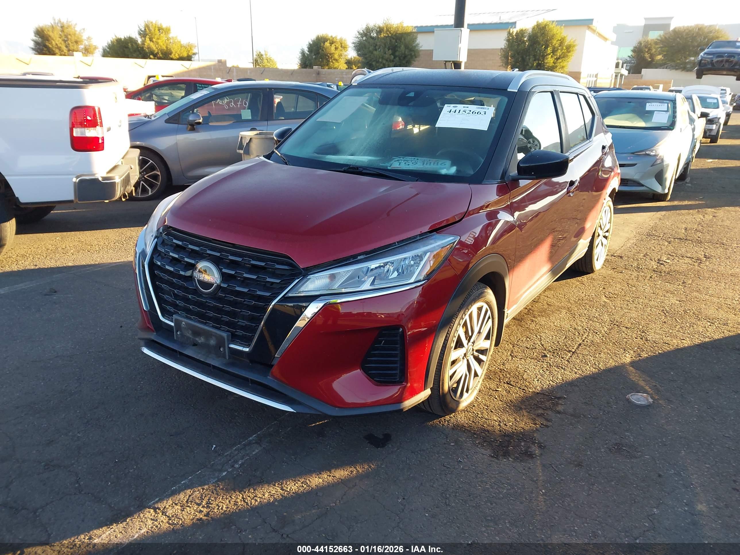 NISSAN KICKS image 2