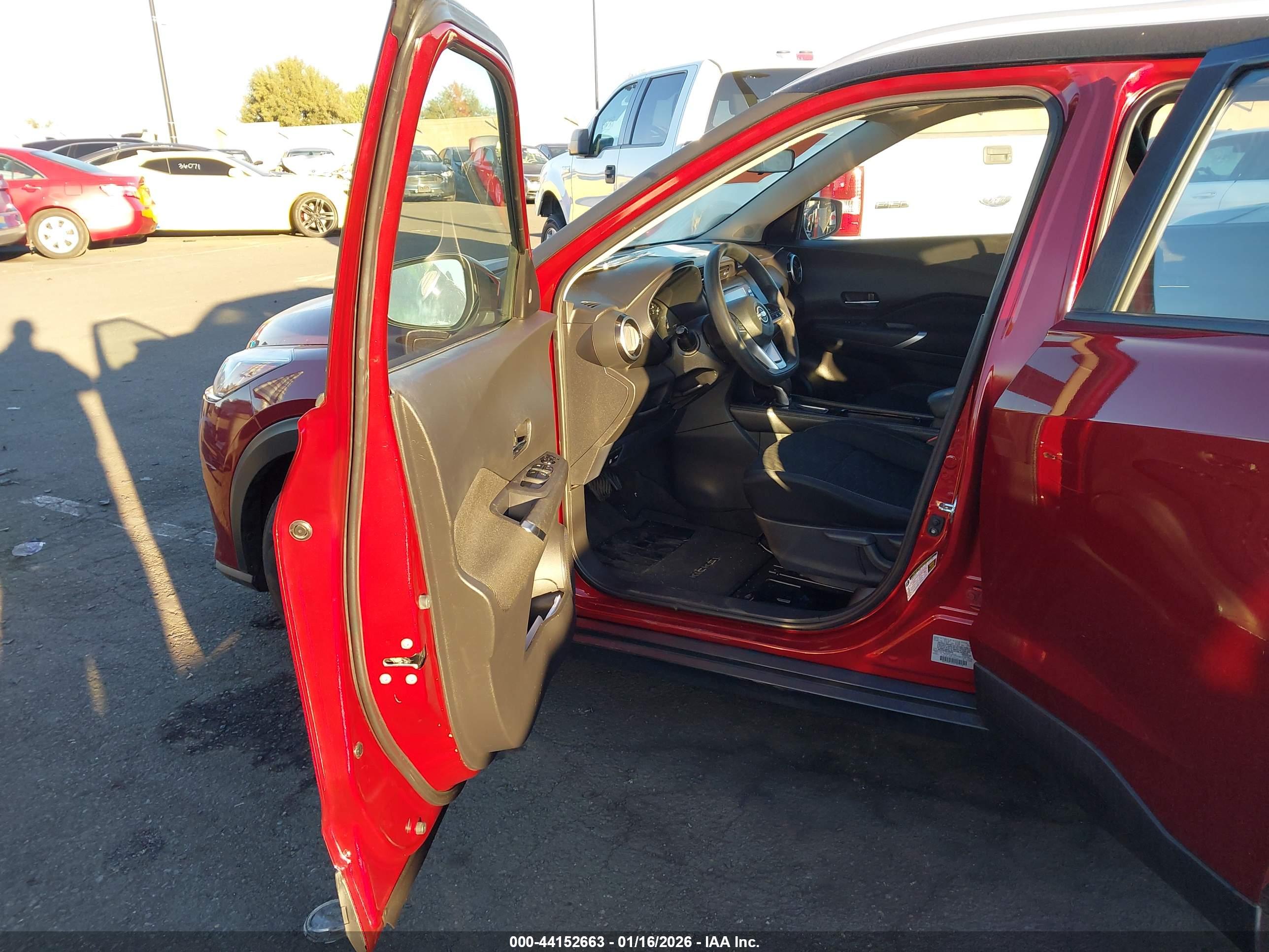 NISSAN KICKS image 5