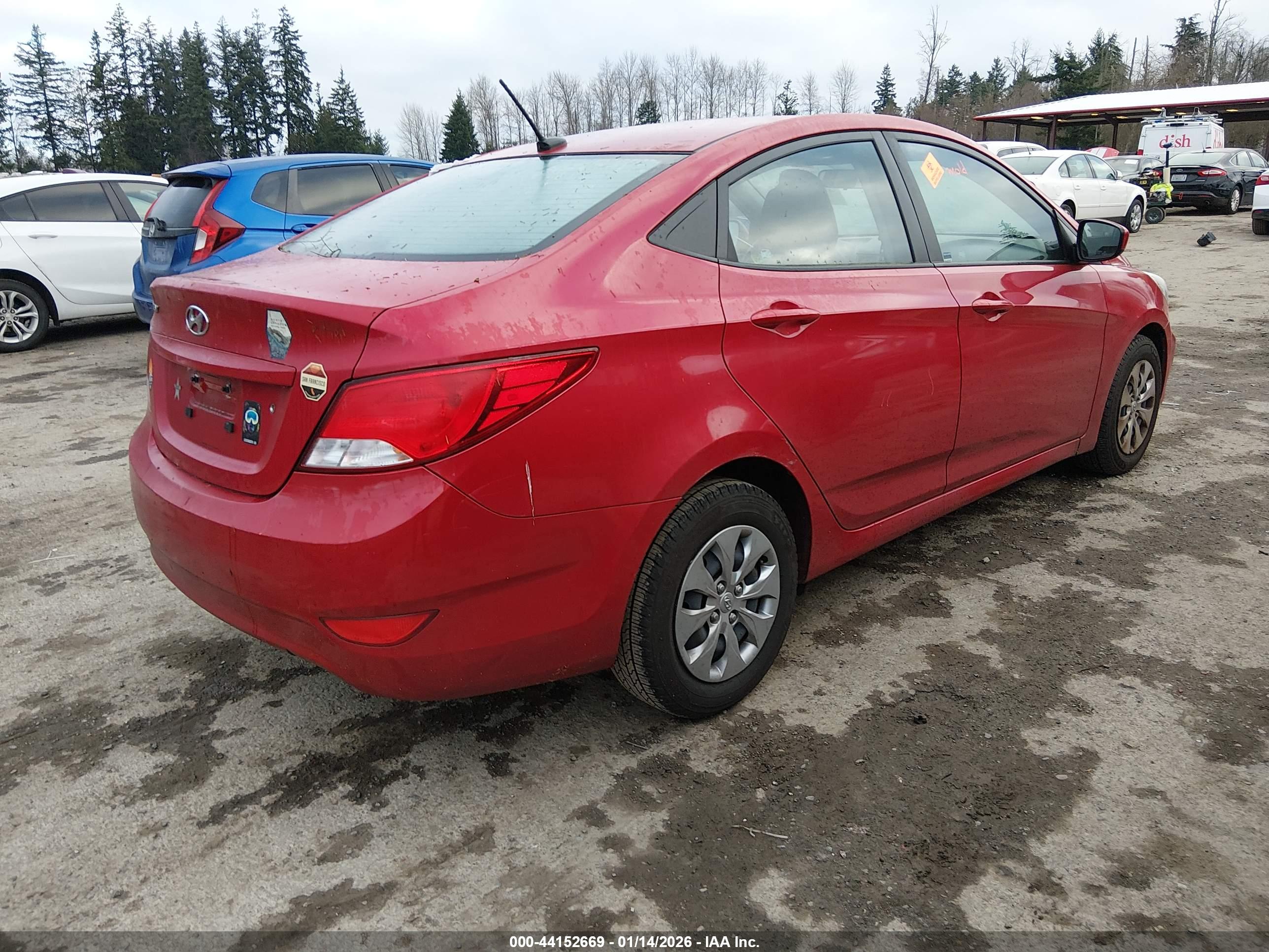 HYUNDAI ACCENT image 4