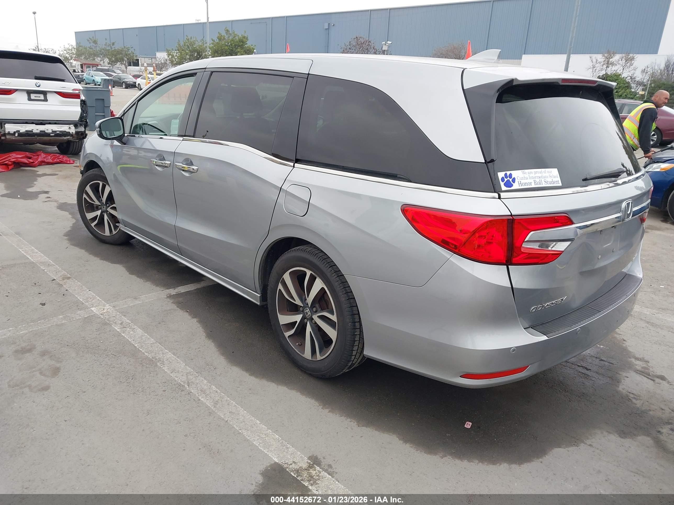 HONDA ODYSSEY image 3
