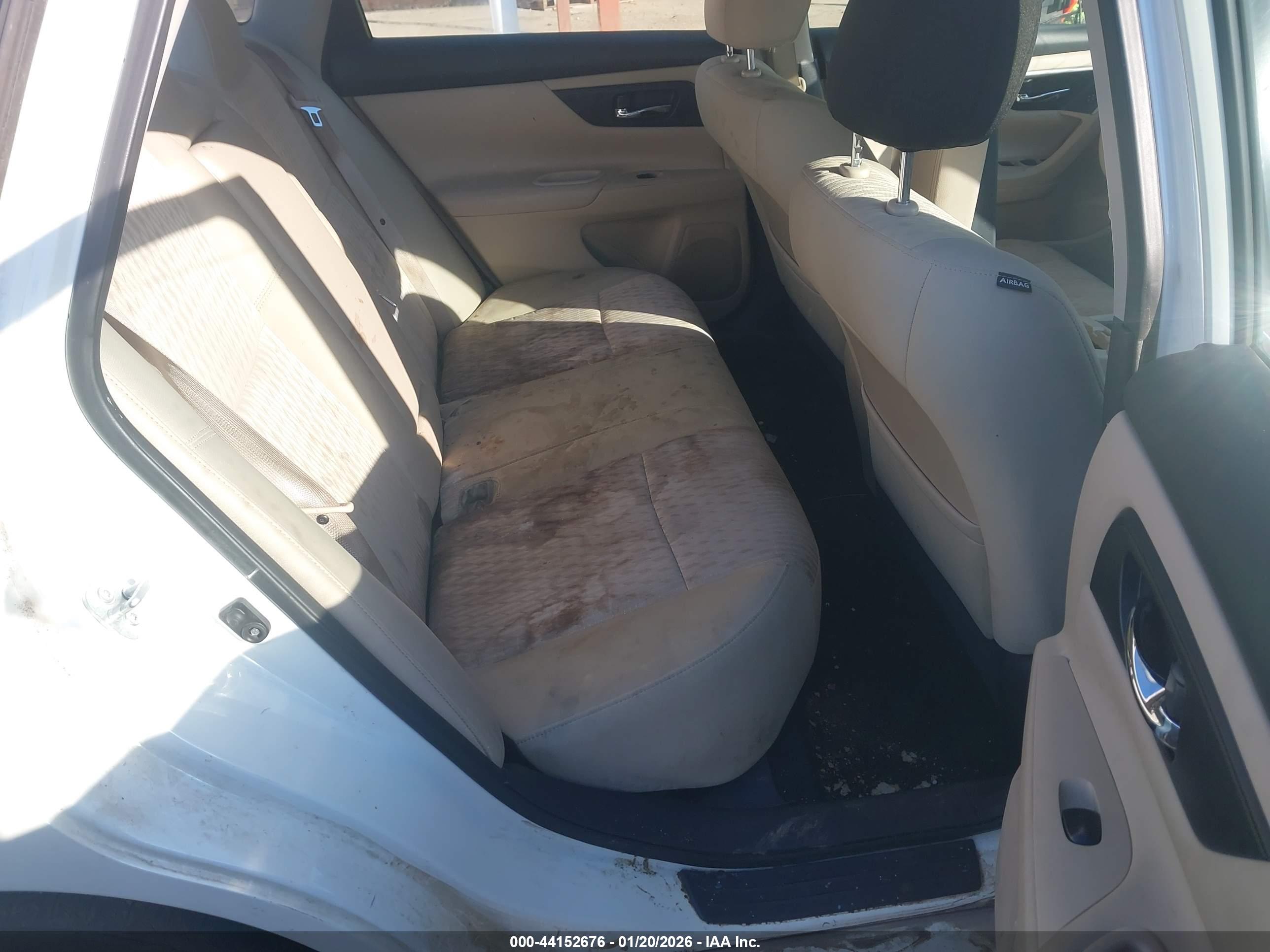 NISSAN ALTIMA image 8