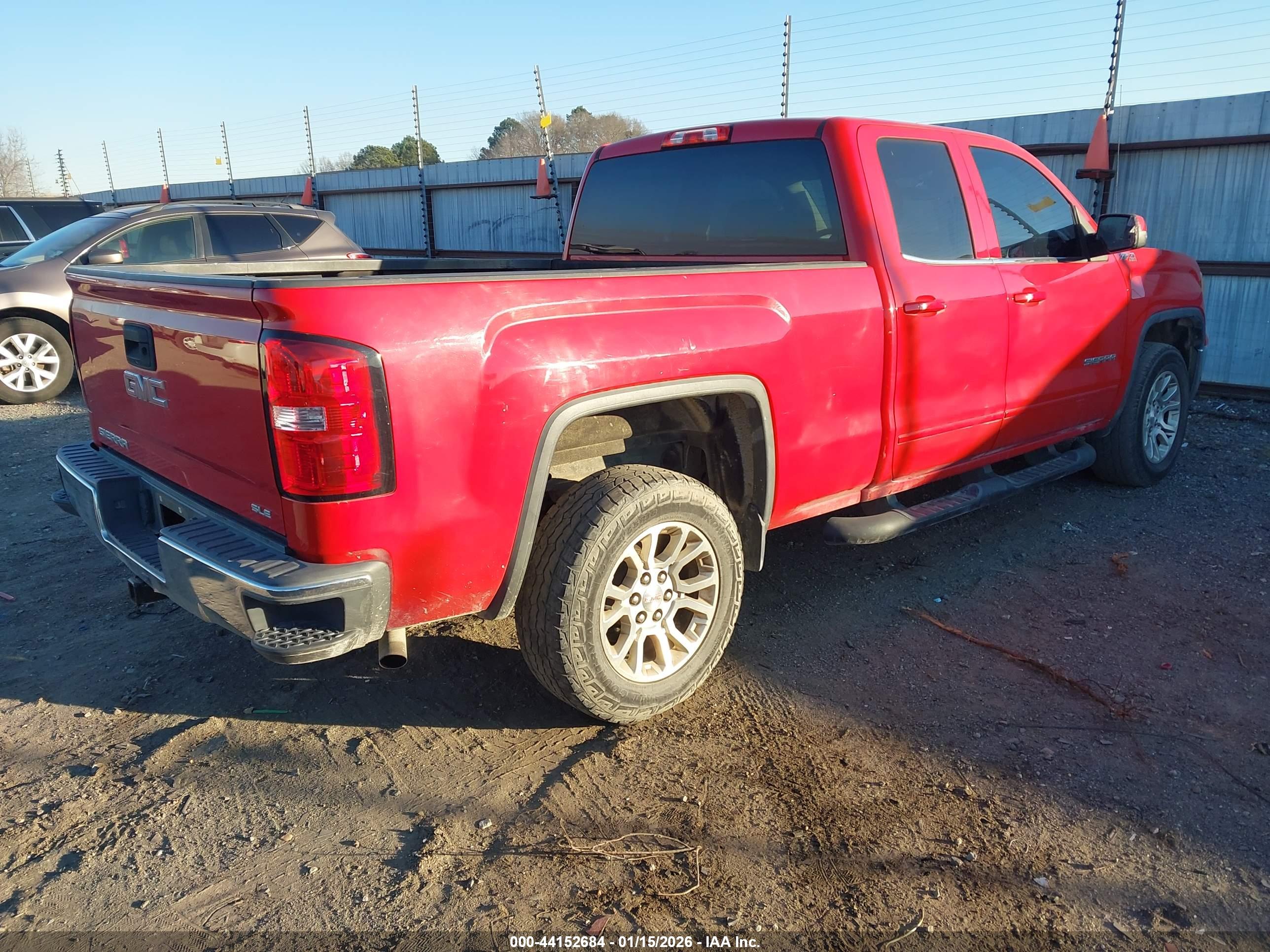 GMC SIERRA image 4