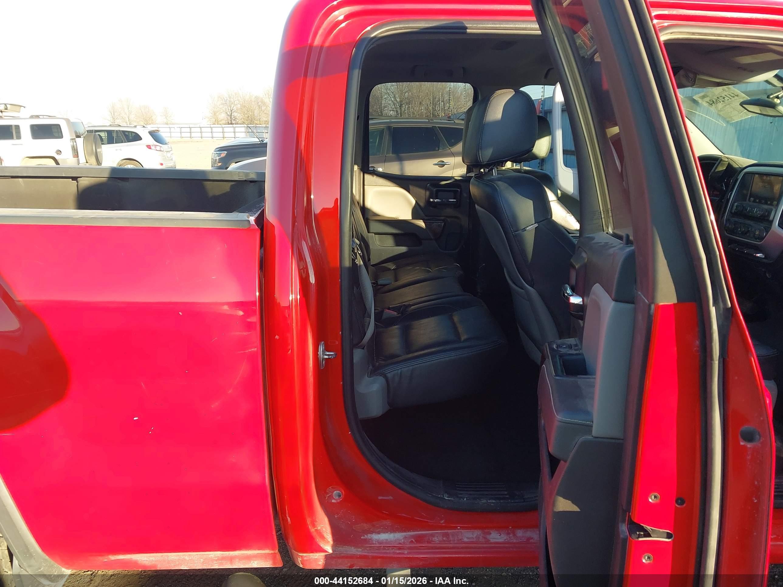 GMC SIERRA image 8