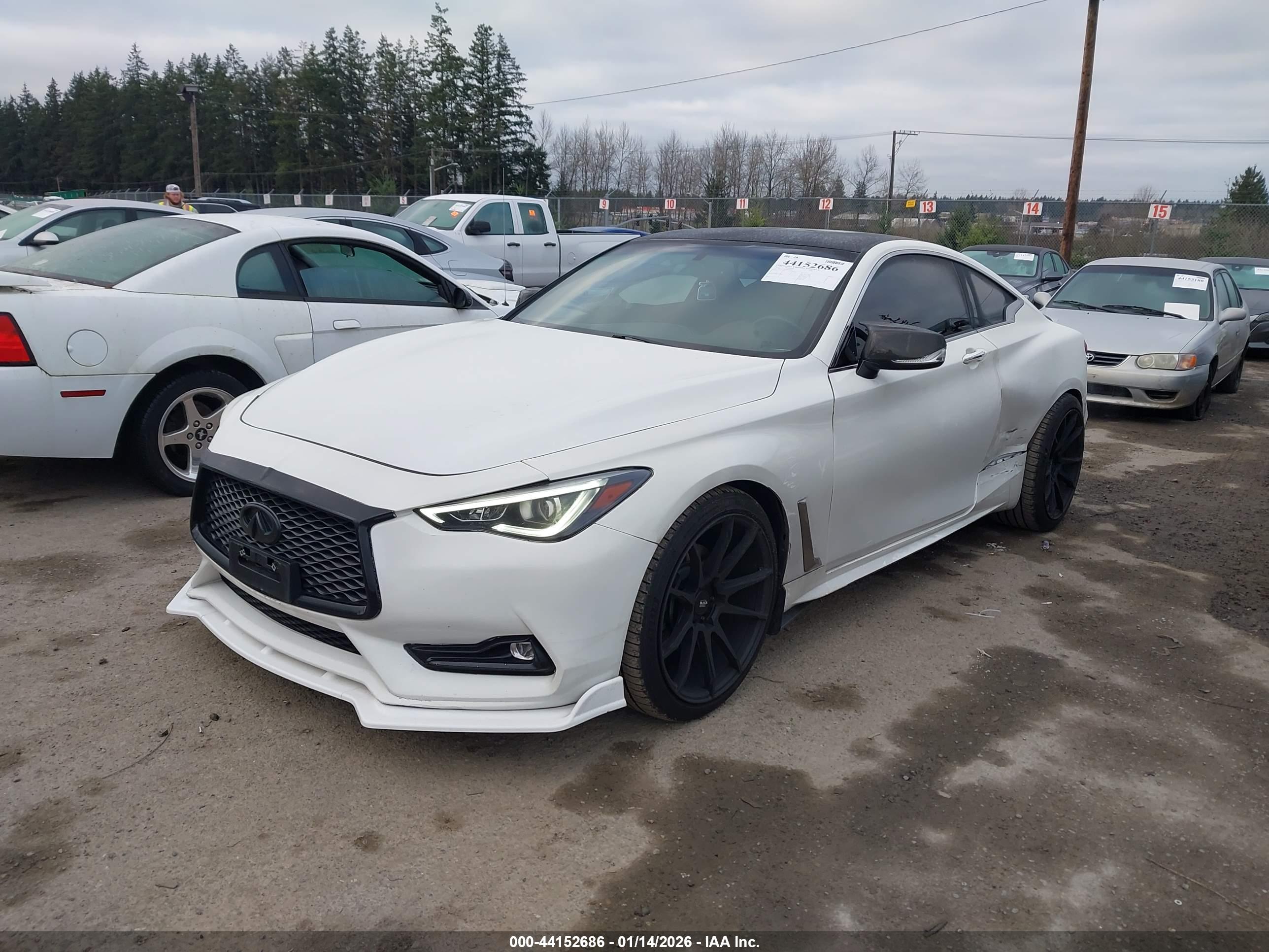 INFINITI Q60 image 2