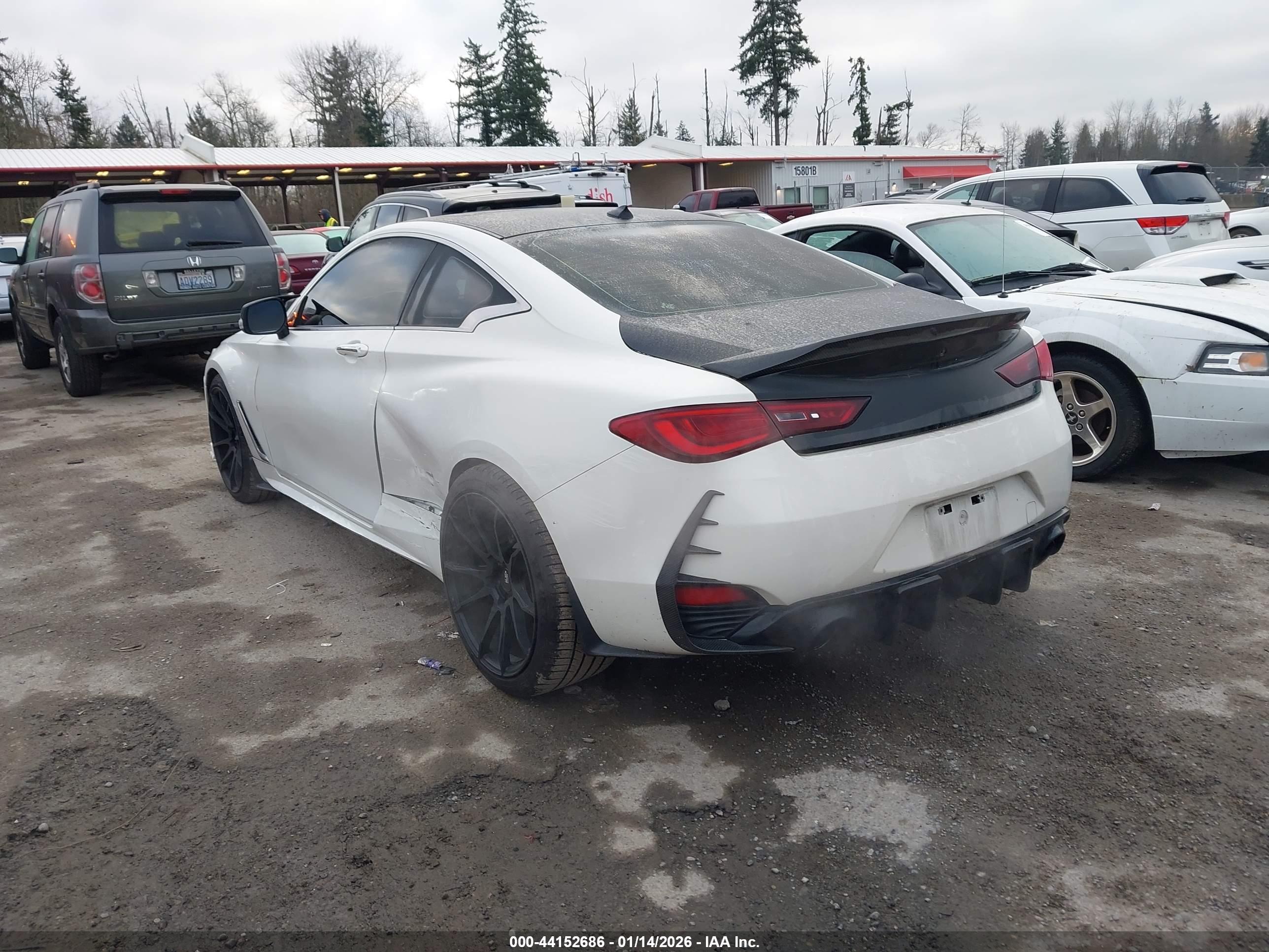 INFINITI Q60 image 3