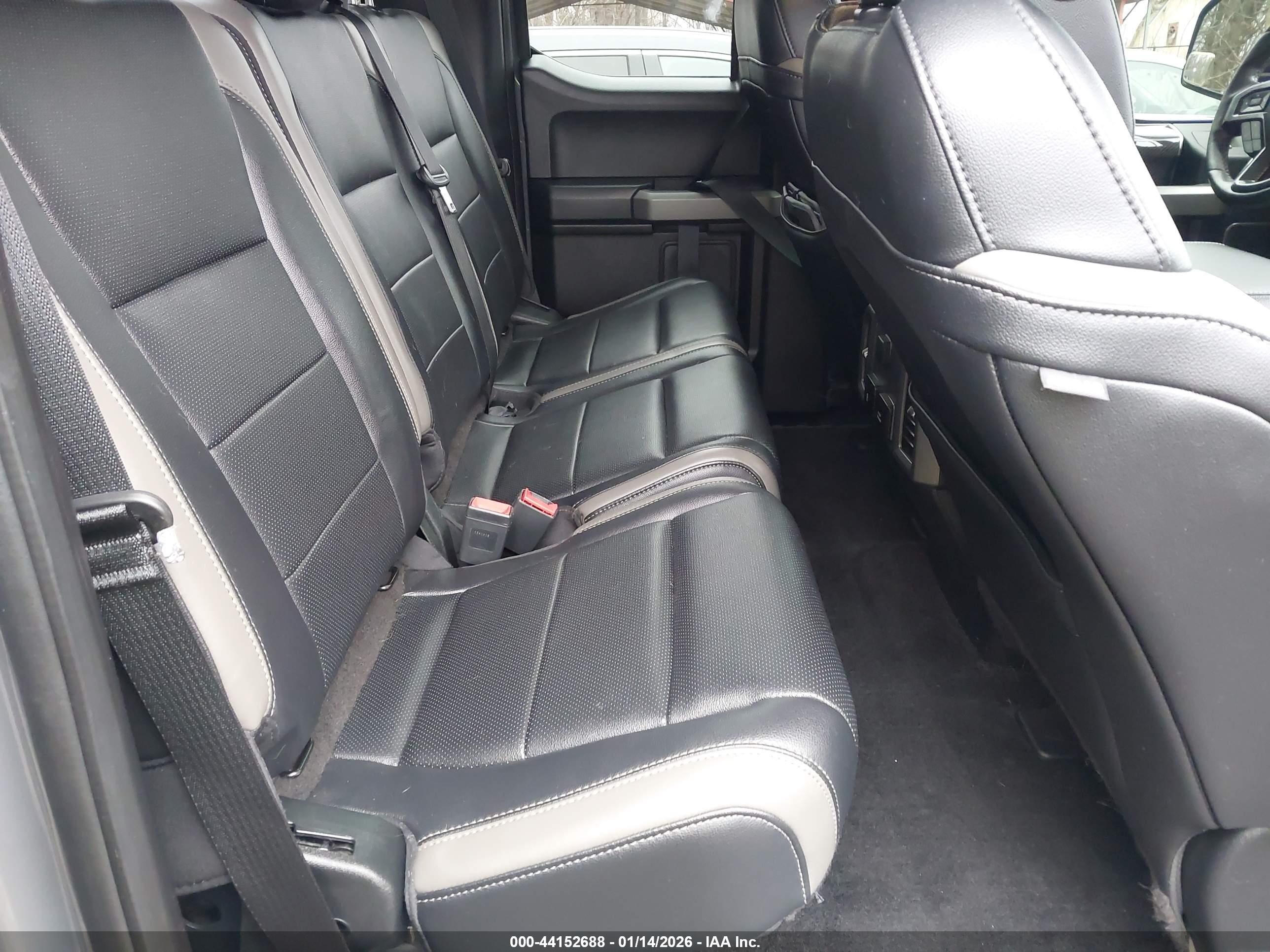 FORD F-150 image 8