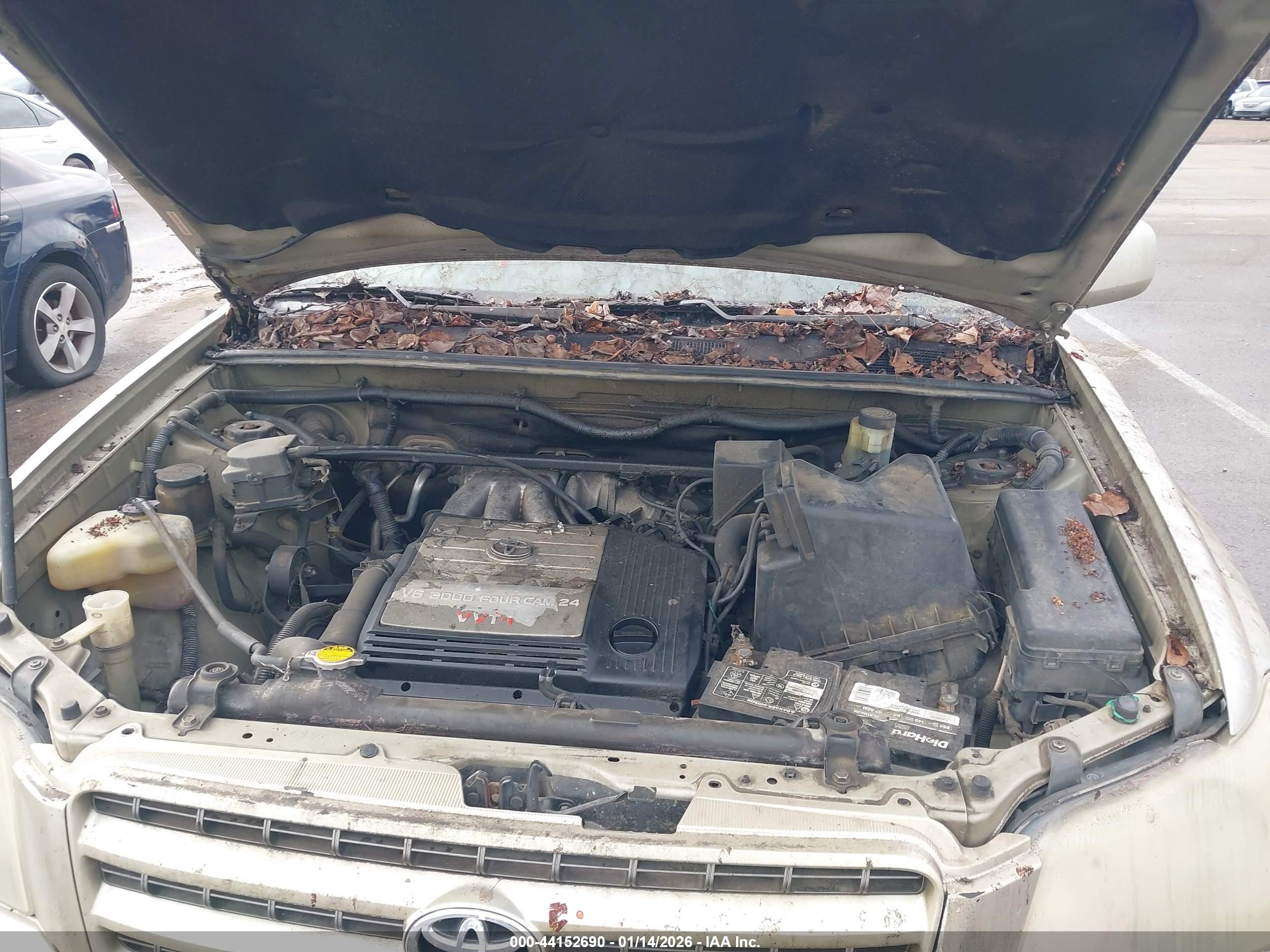 TOYOTA HIGHLANDER image 10