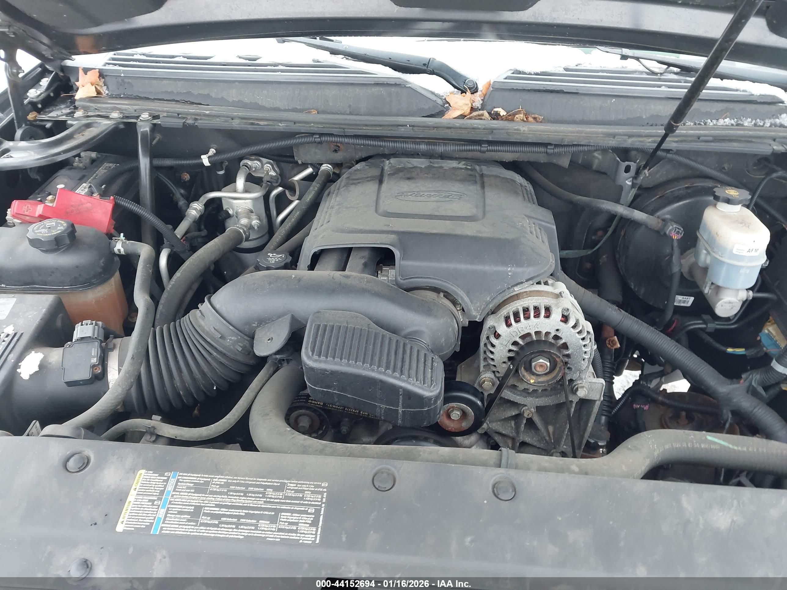 CHEVROLET TAHOE image 10