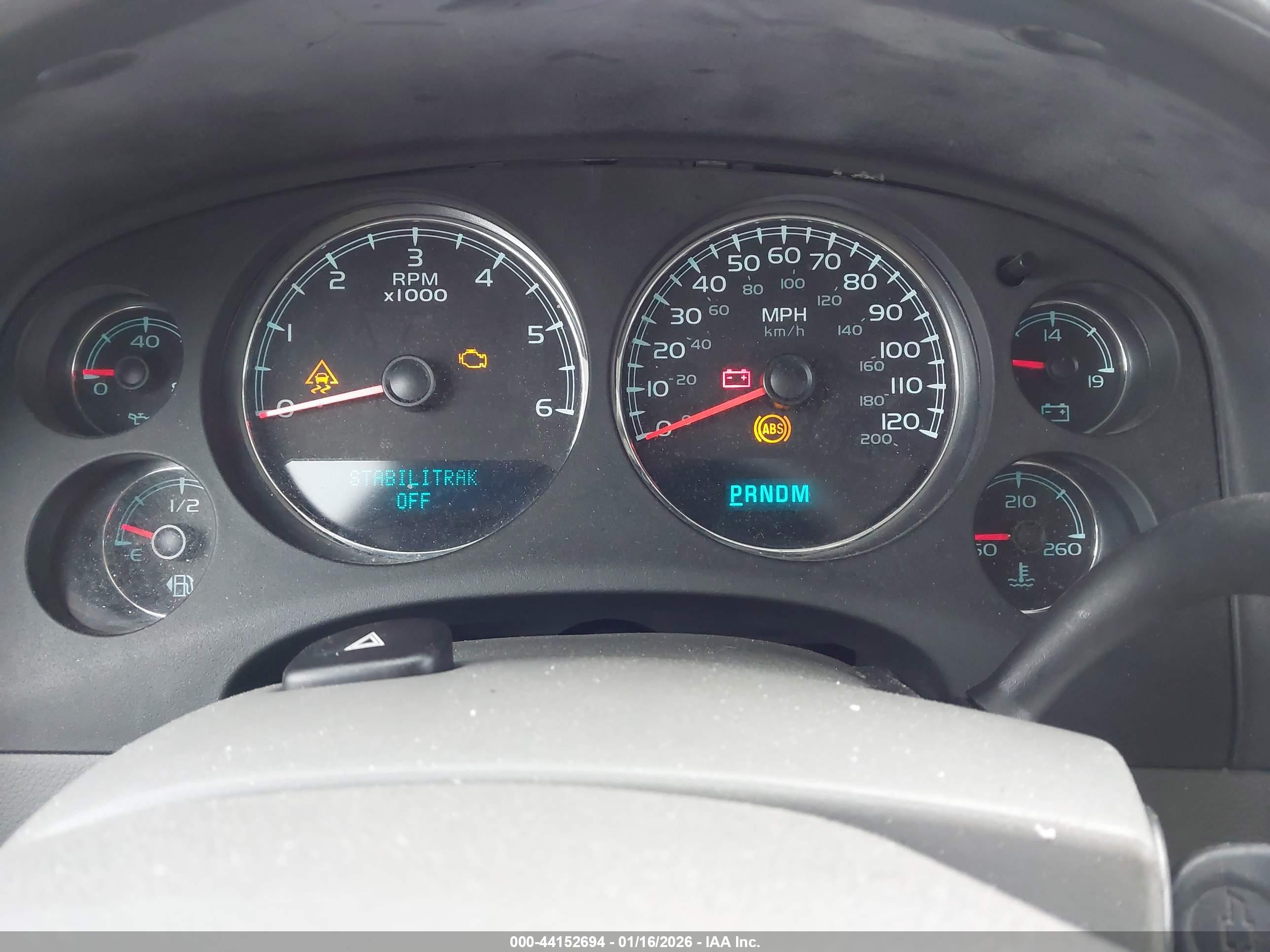 CHEVROLET TAHOE image 7