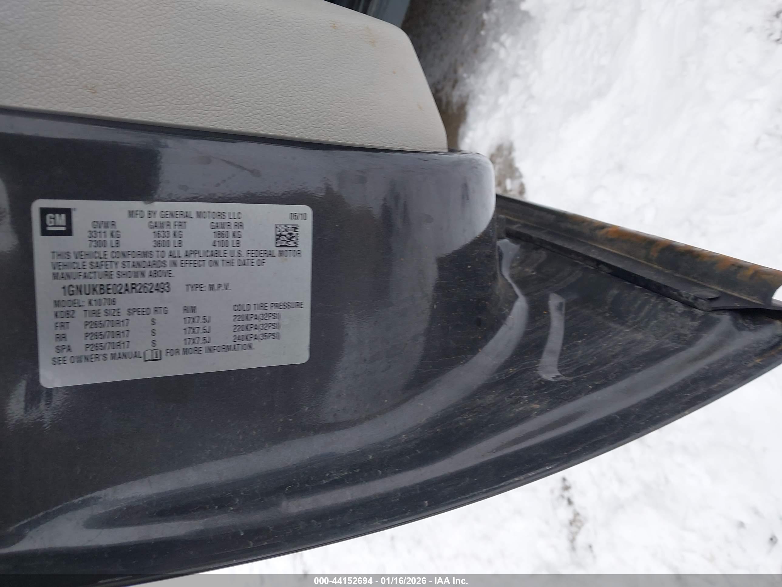 CHEVROLET TAHOE image 9