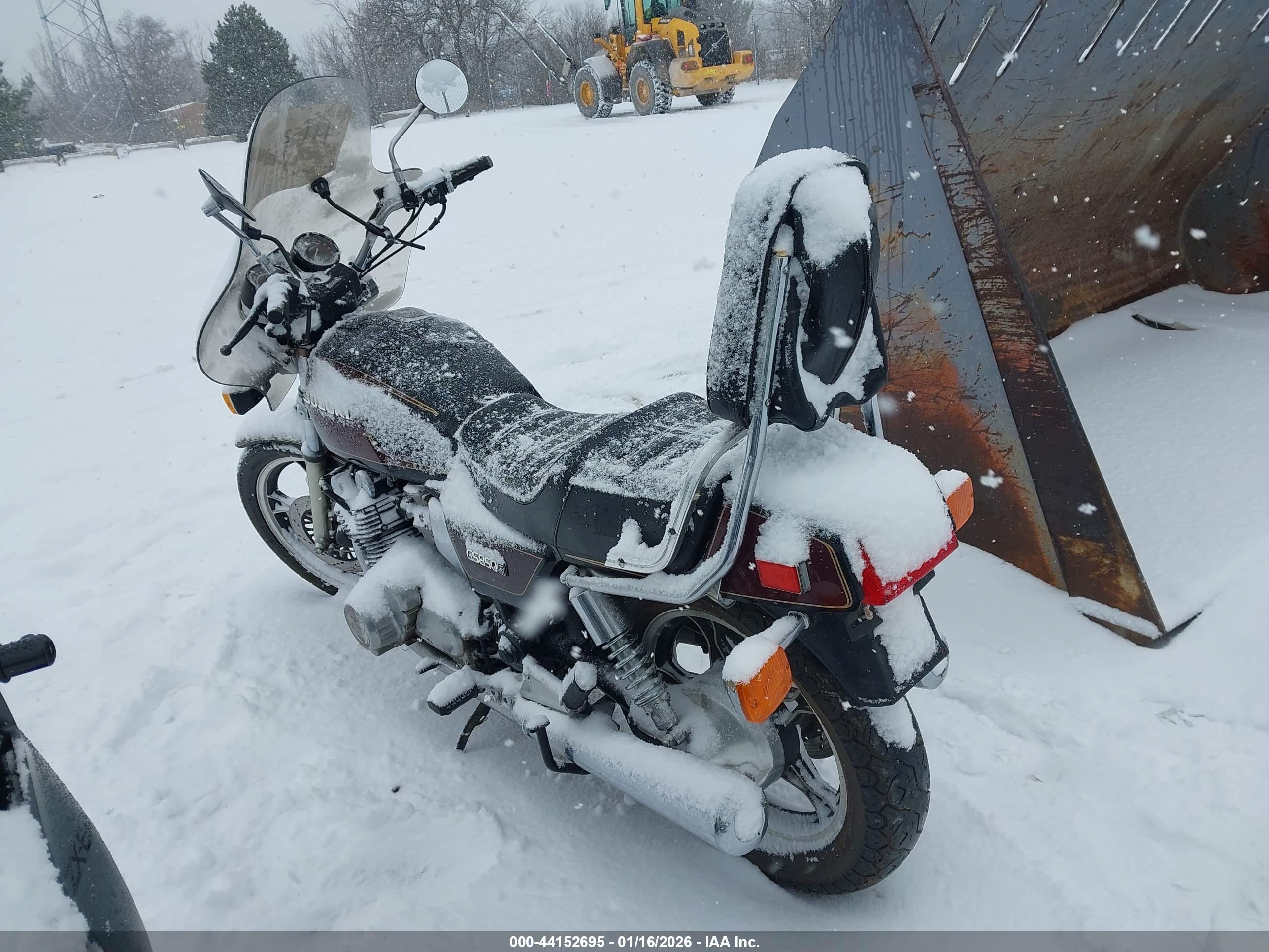 SUZUKI GS850 image 3