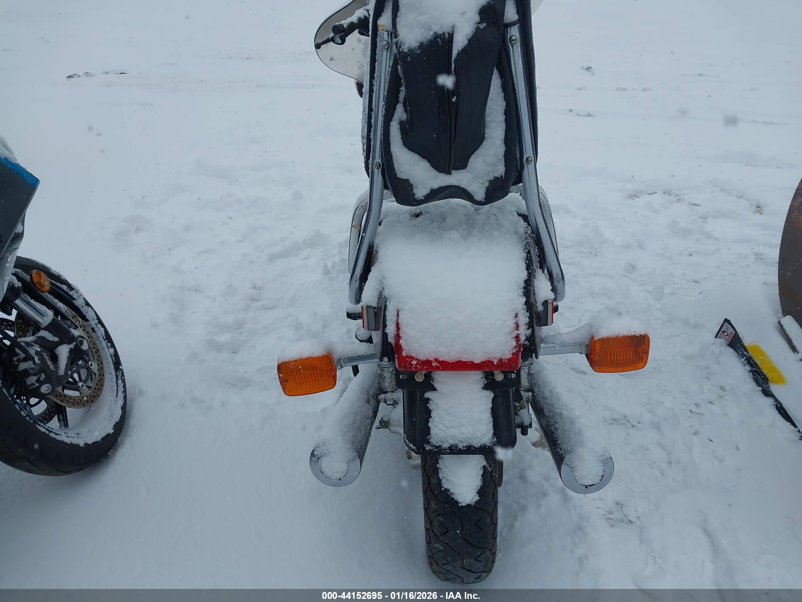 SUZUKI GS850 image 6