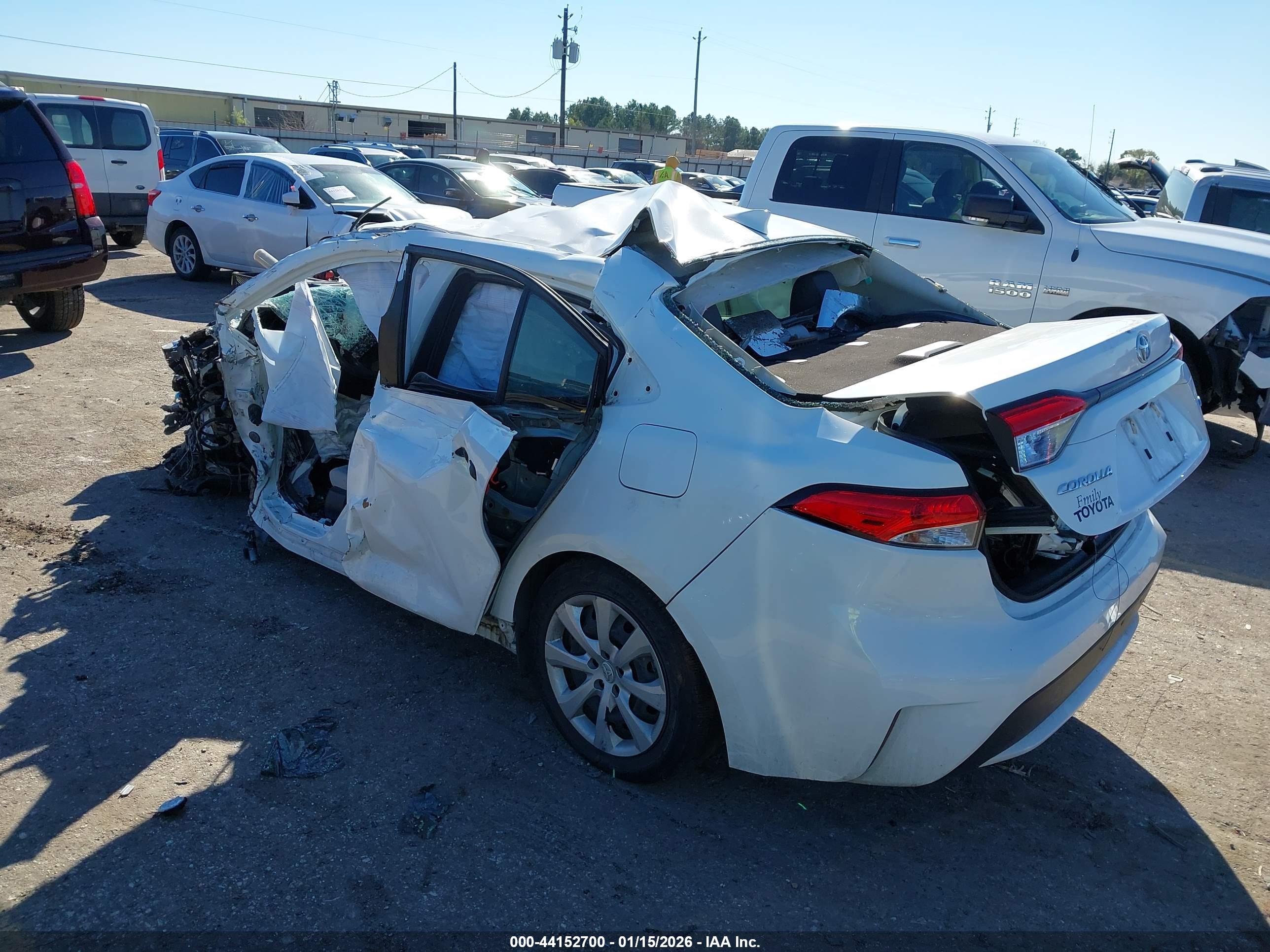 TOYOTA COROLLA image 3