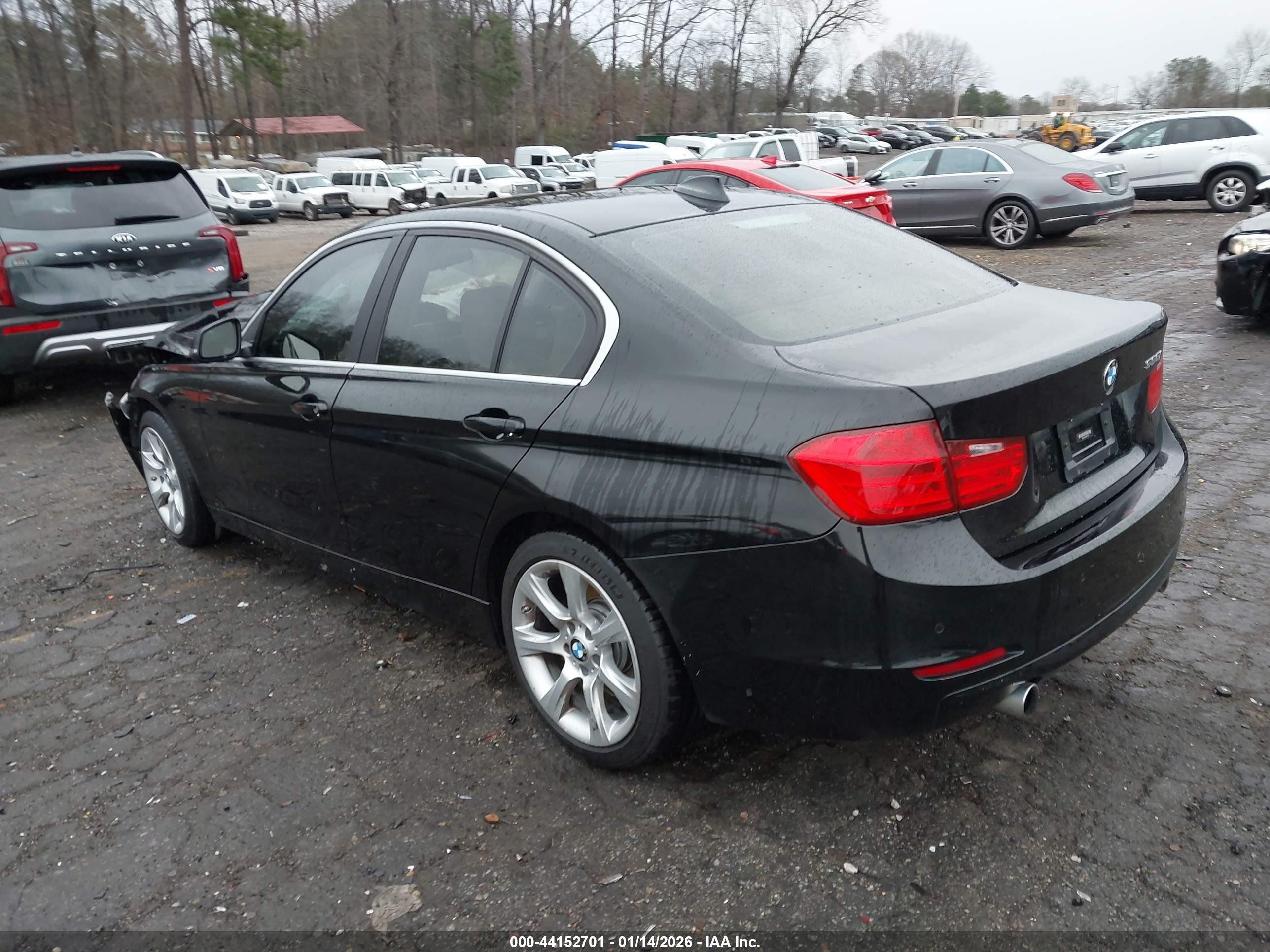BMW 335I image 3