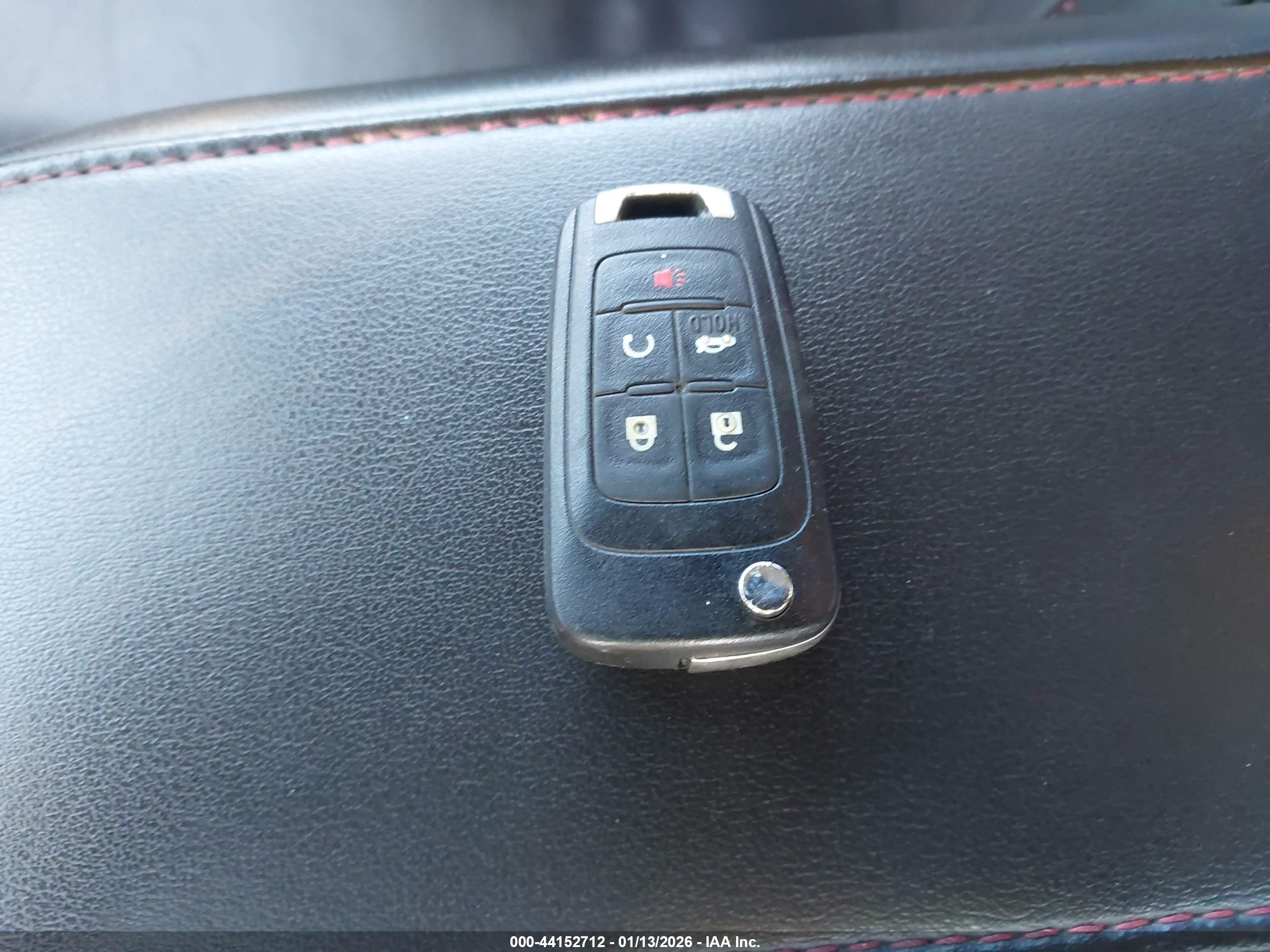 GMC TERRAIN image 11