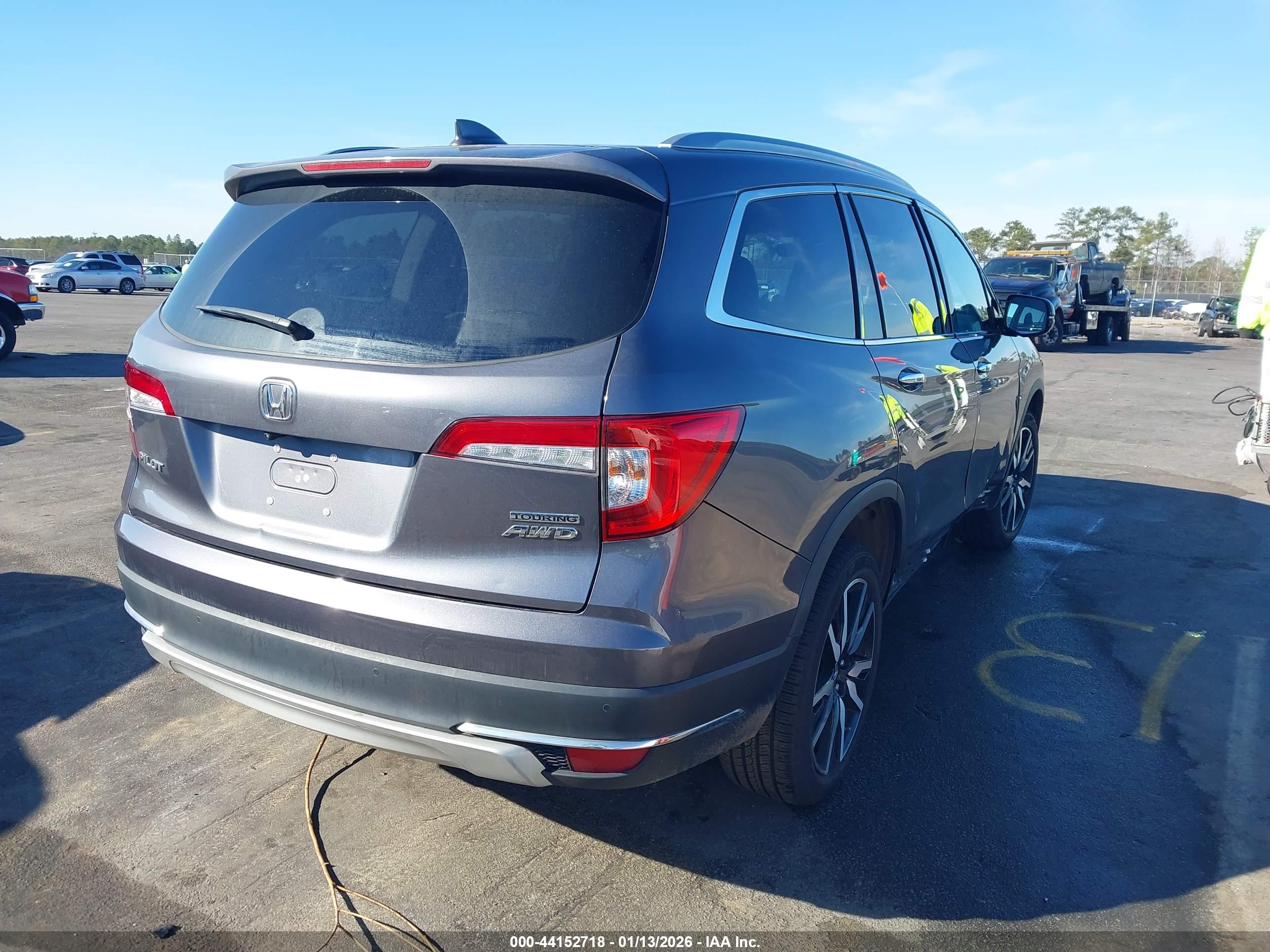 HONDA PILOT image 4