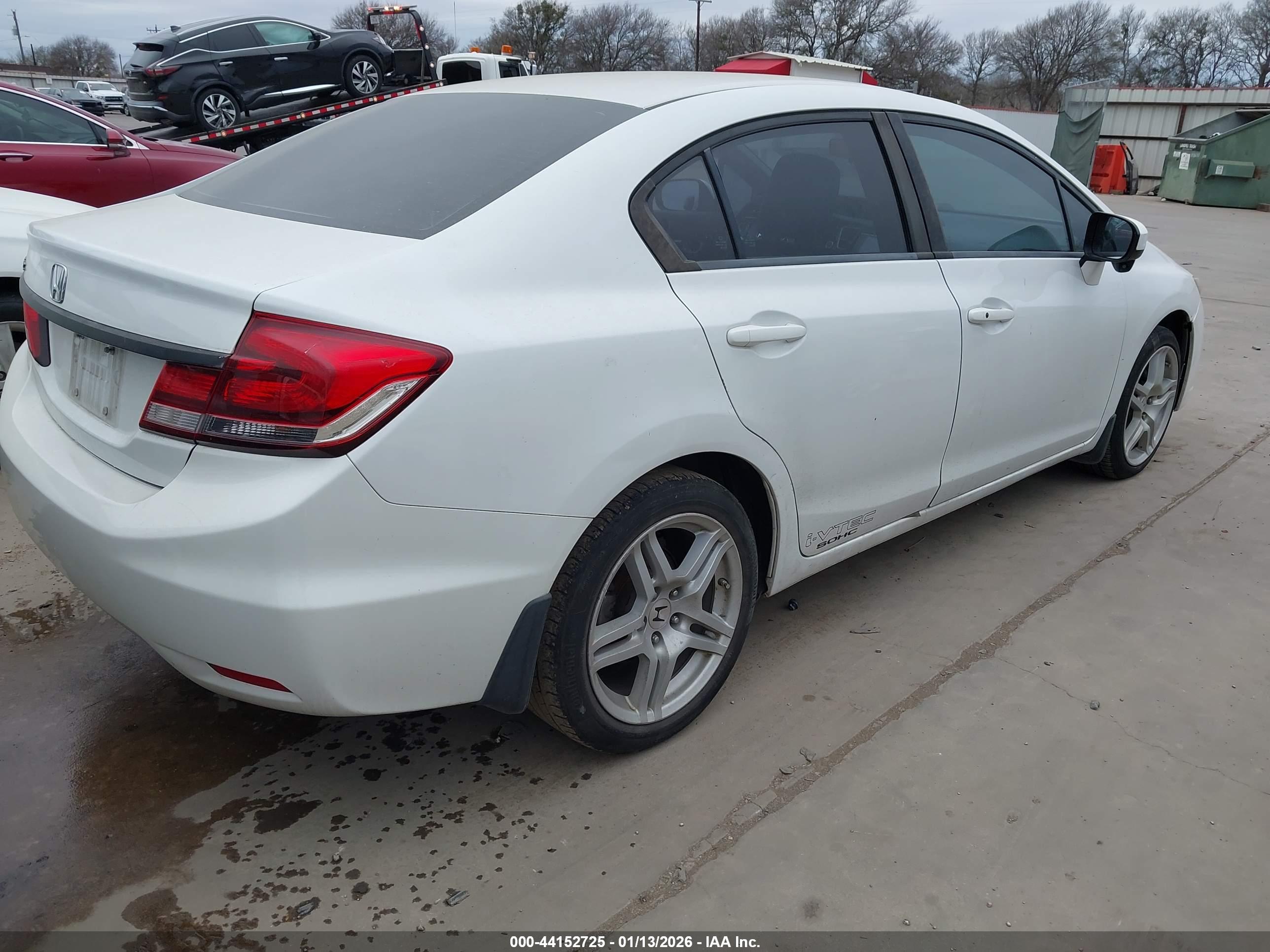 HONDA CIVIC image 4