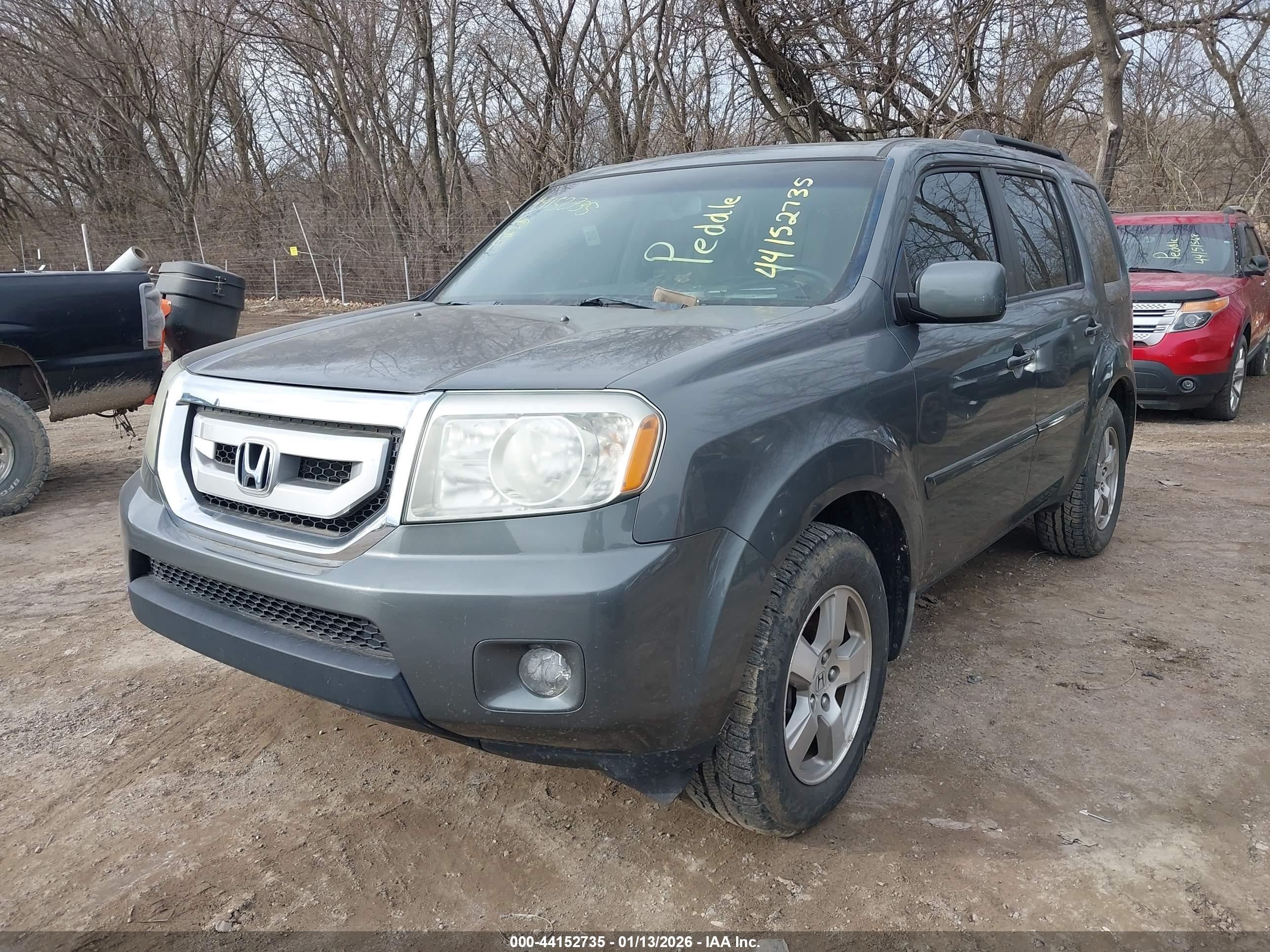 HONDA PILOT image 2