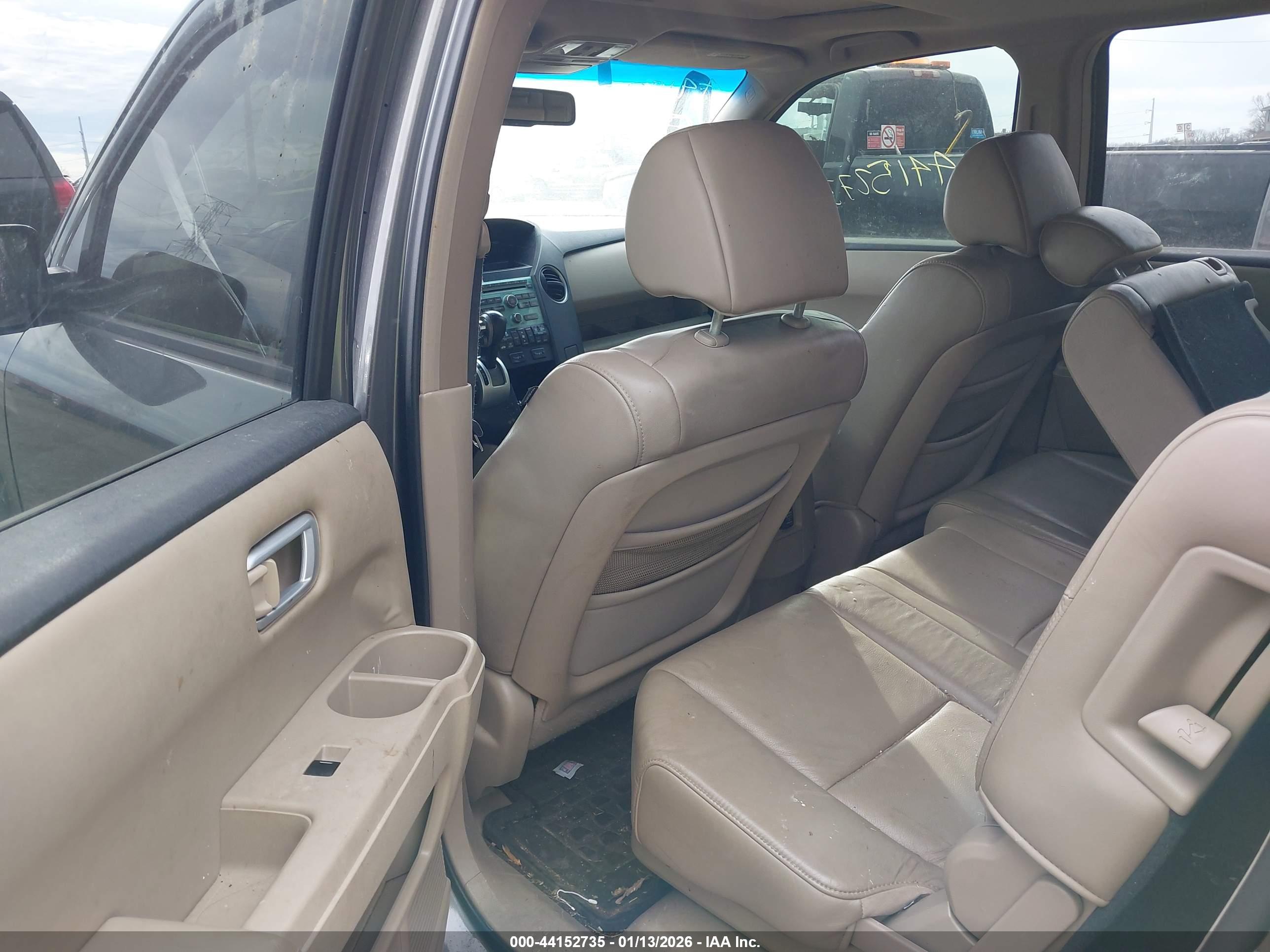 HONDA PILOT image 8