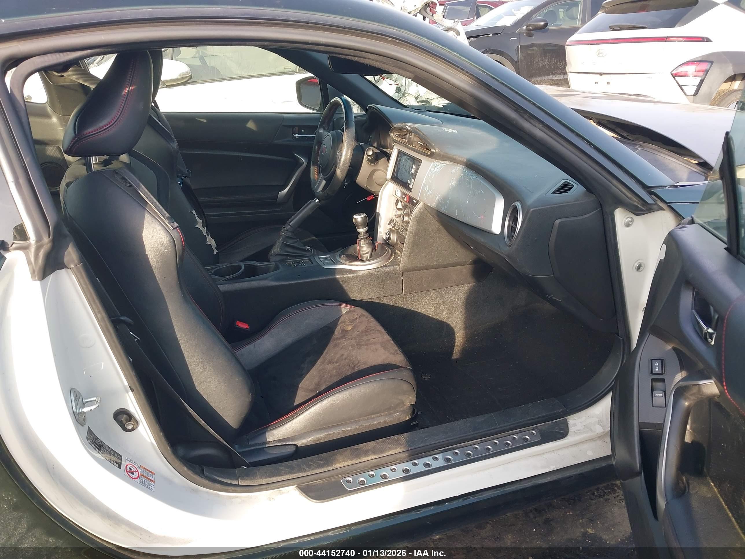 SUBARU BRZ image 5