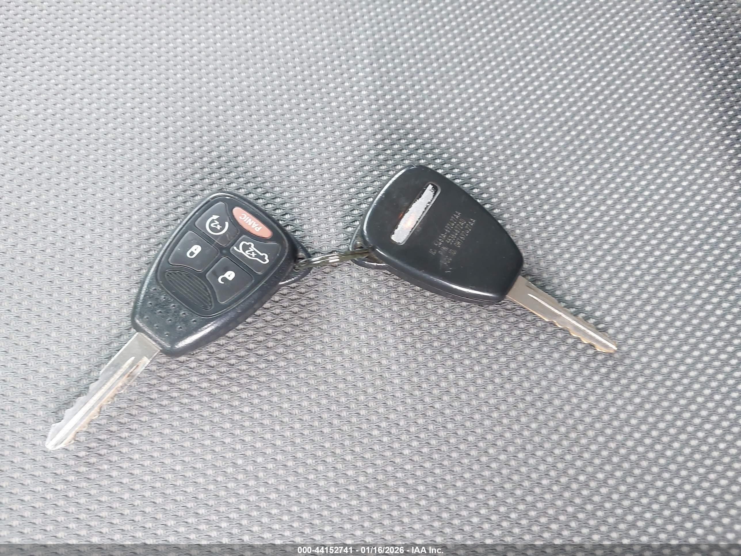 CHRYSLER SEBRING image 11