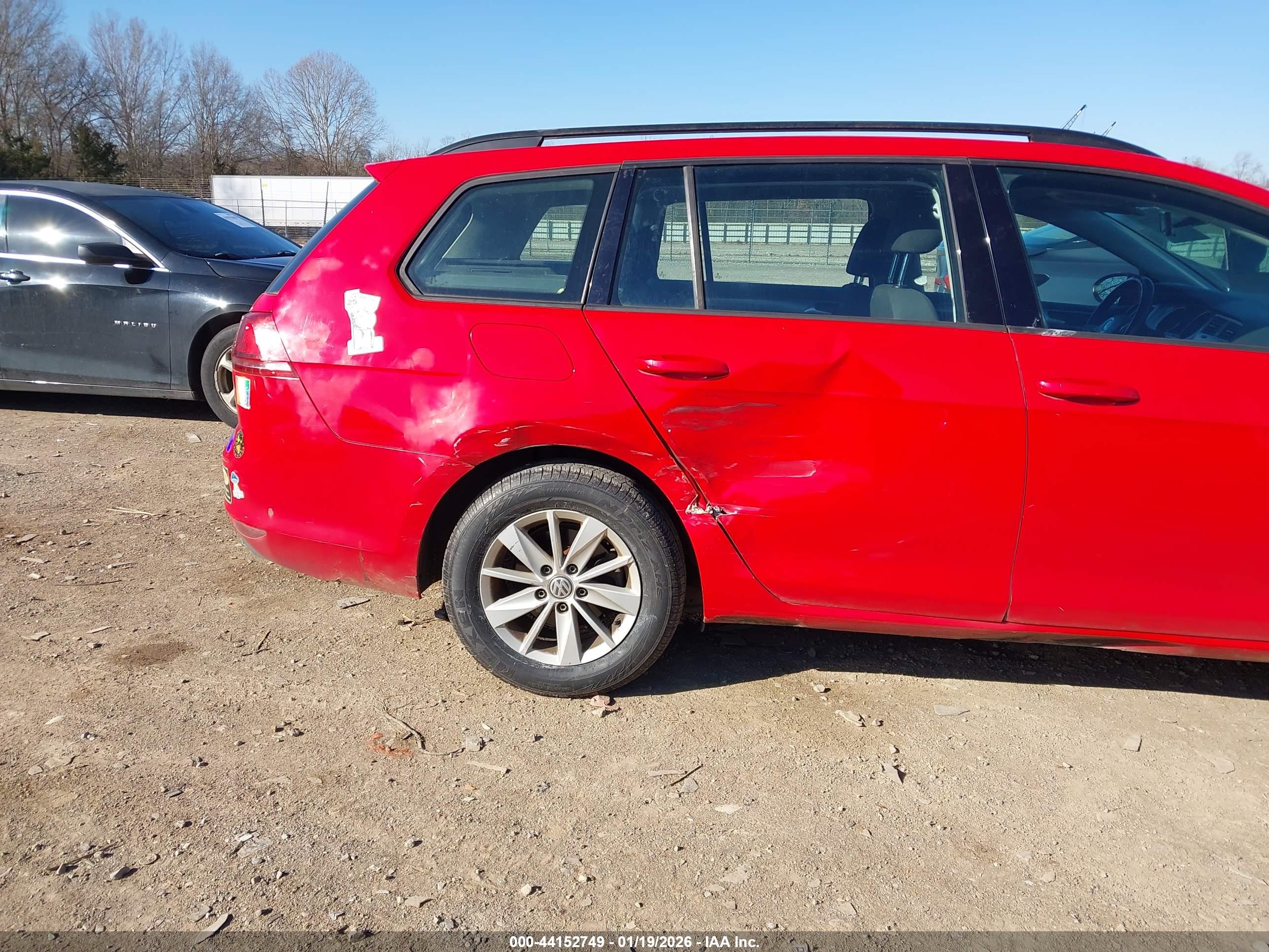 VOLKSWAGEN GOLF image 6