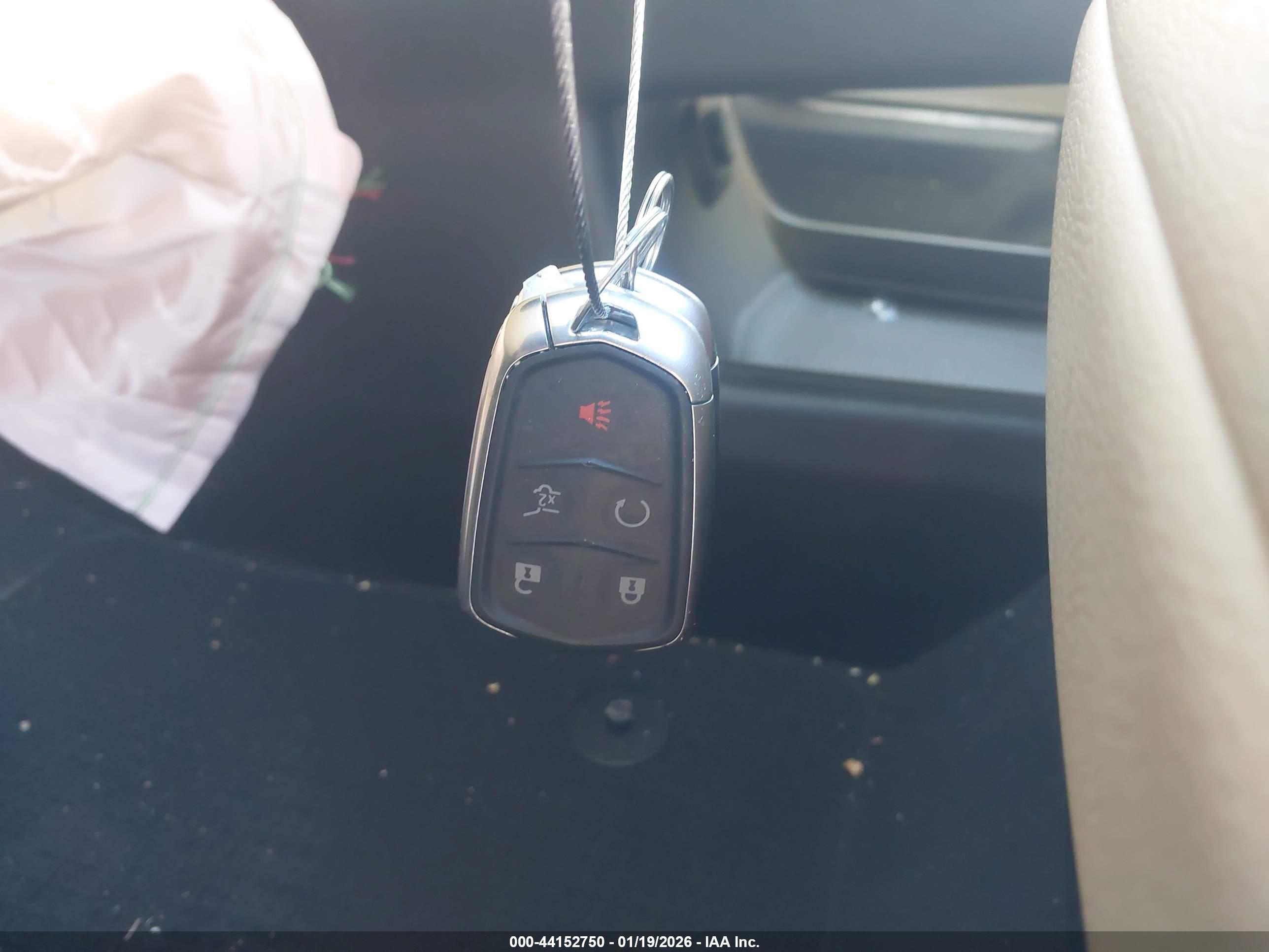CADILLAC XT5 image 11
