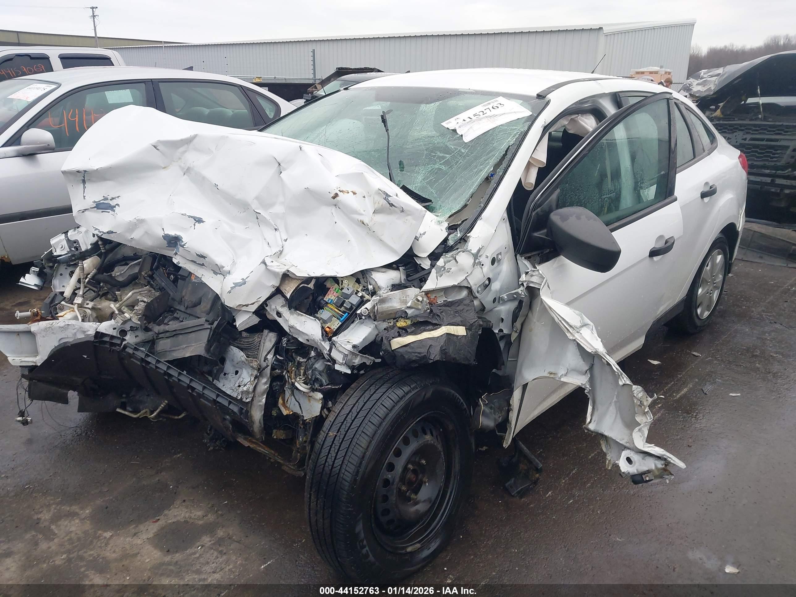 FORD FOCUS image 6