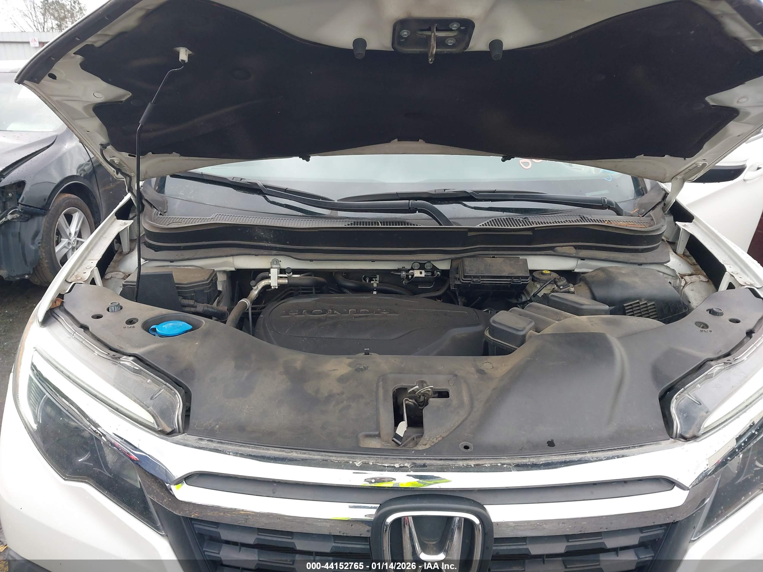HONDA RIDGELINE image 10