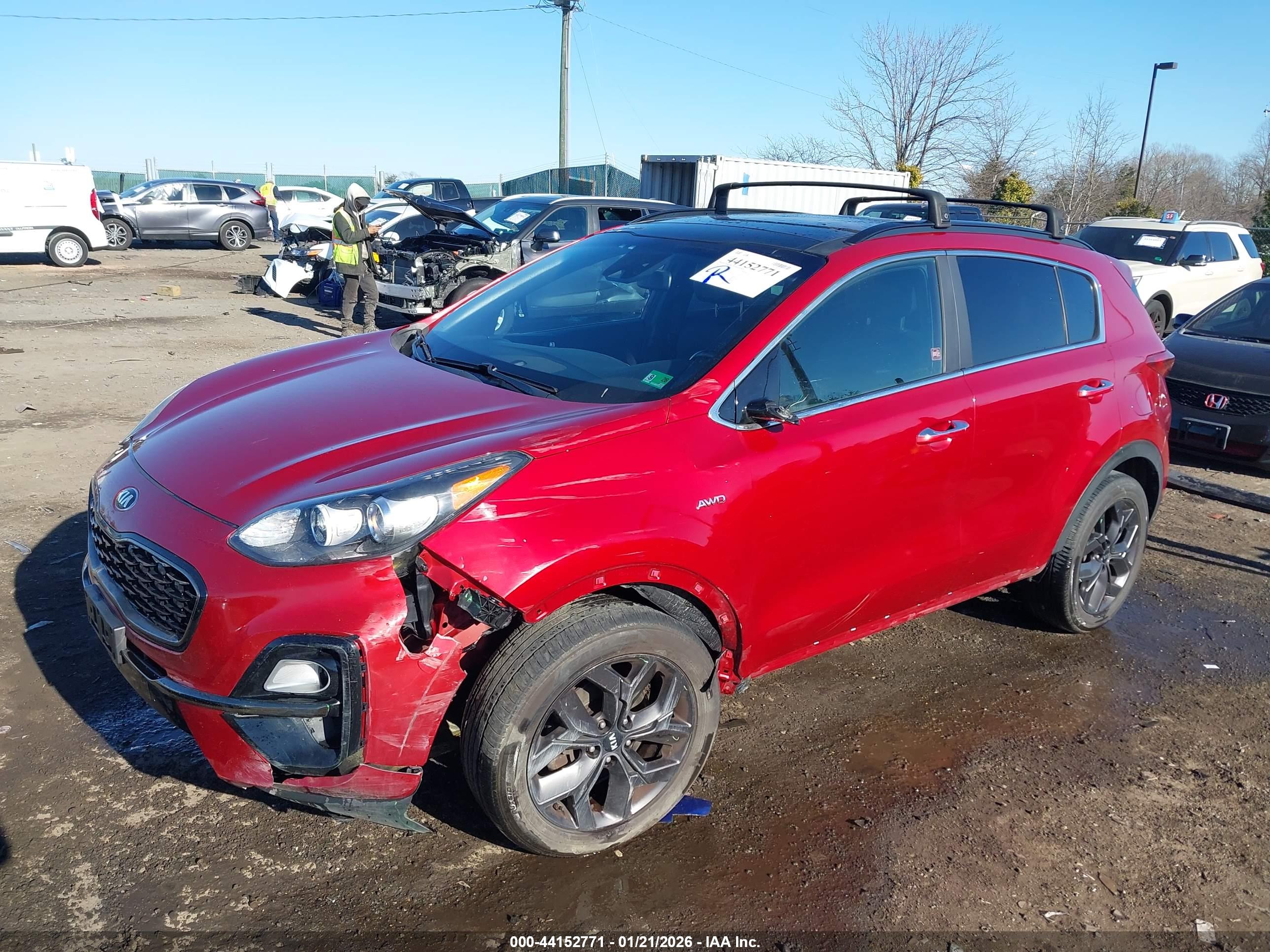 KIA SPORTAGE image 2