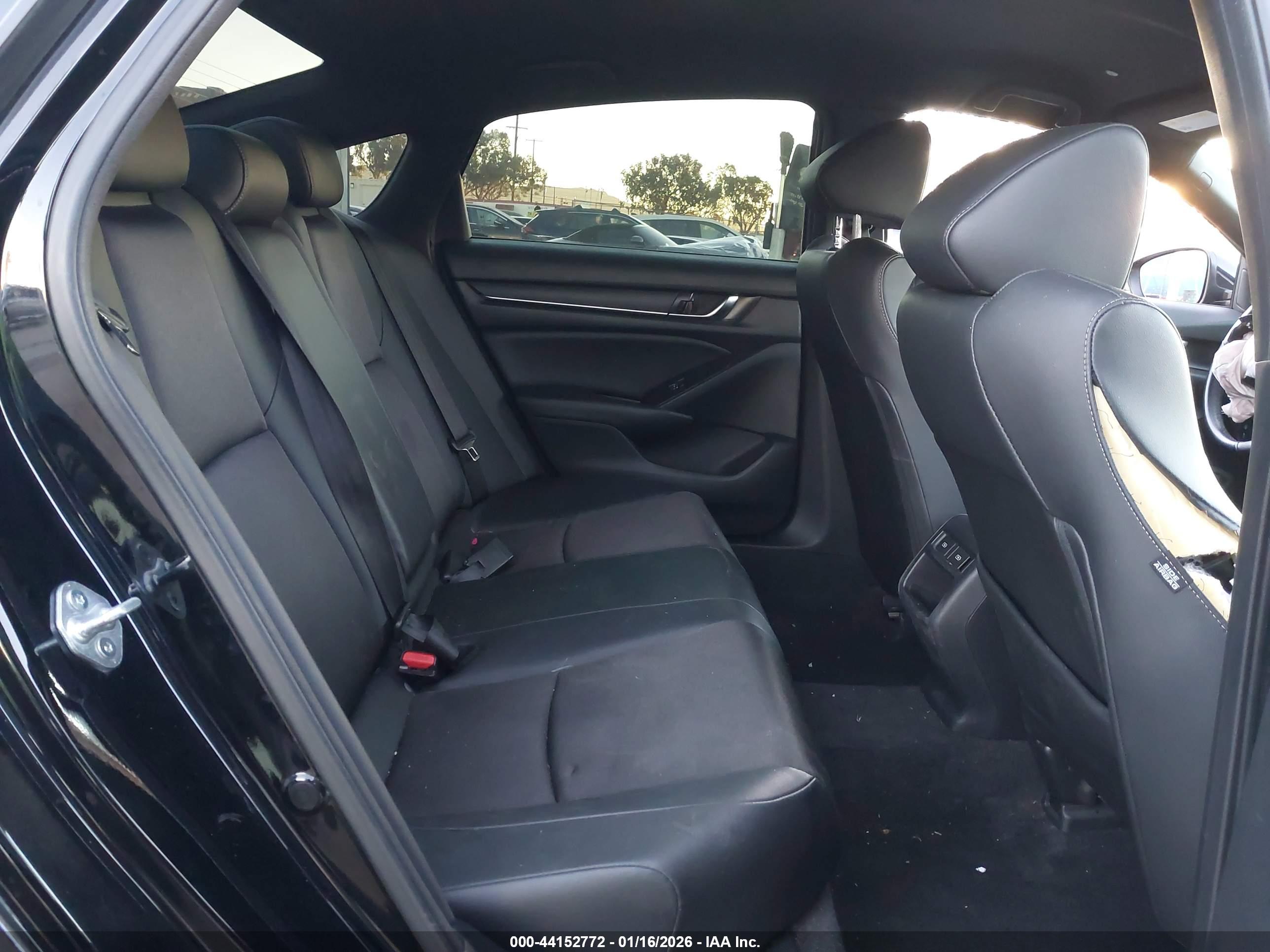 HONDA ACCORD image 8