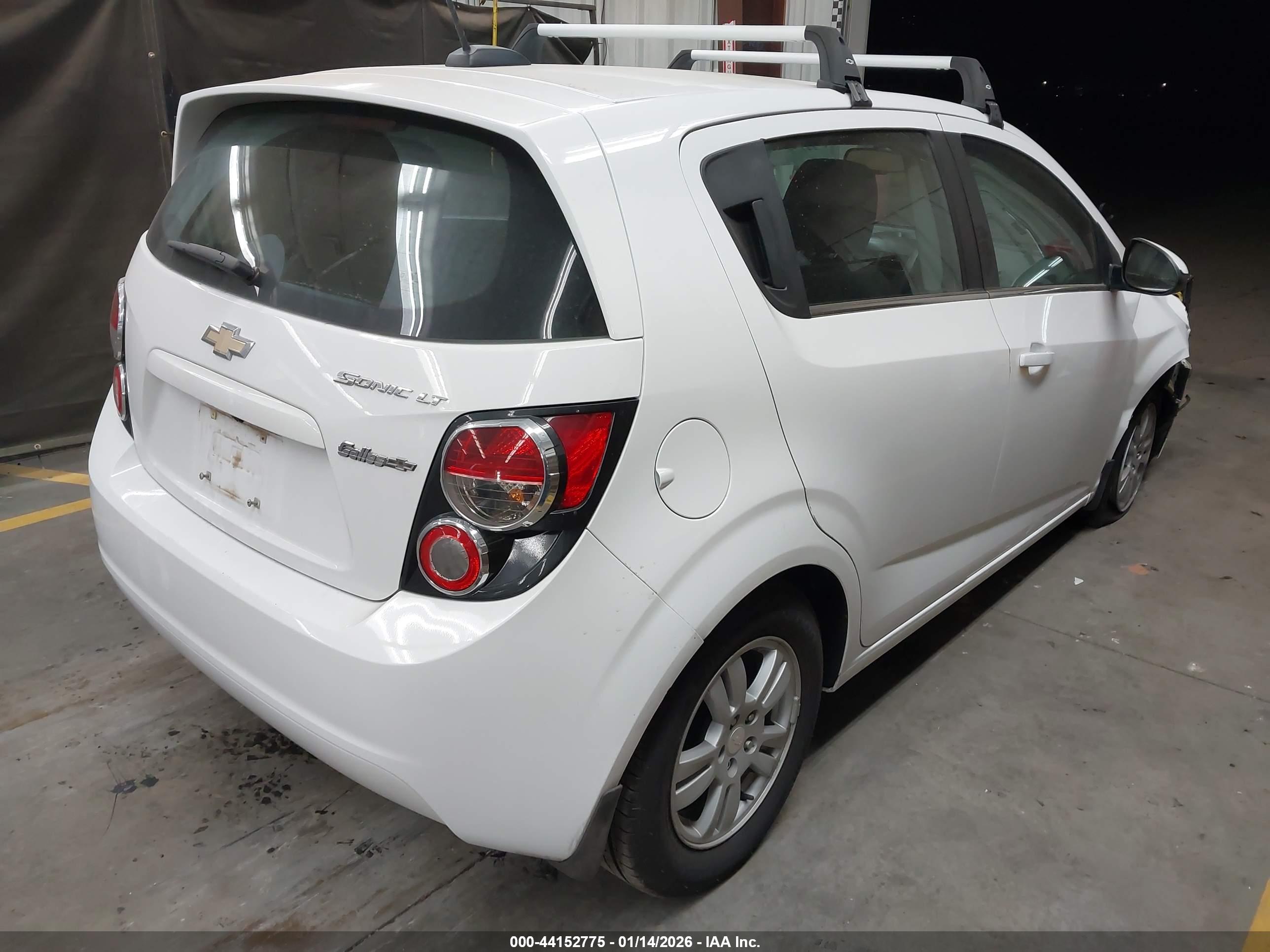 CHEVROLET SONIC image 4