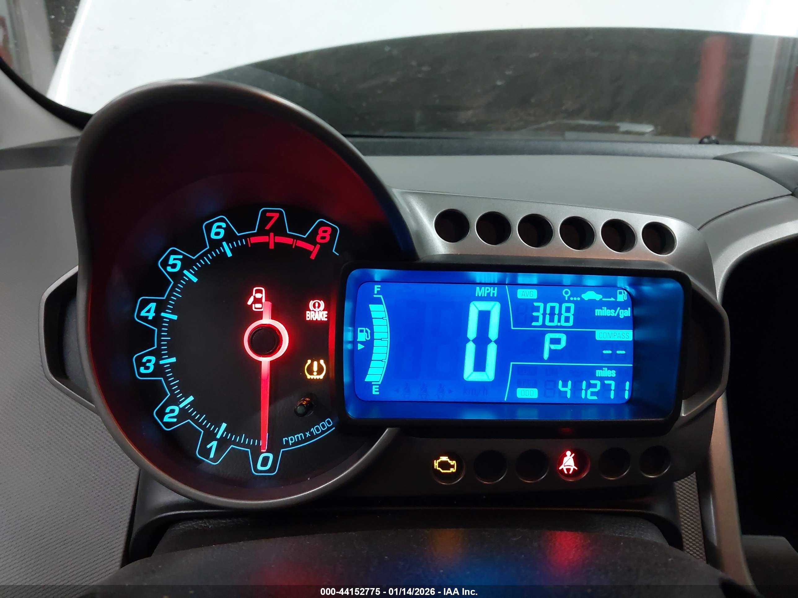 CHEVROLET SONIC image 7