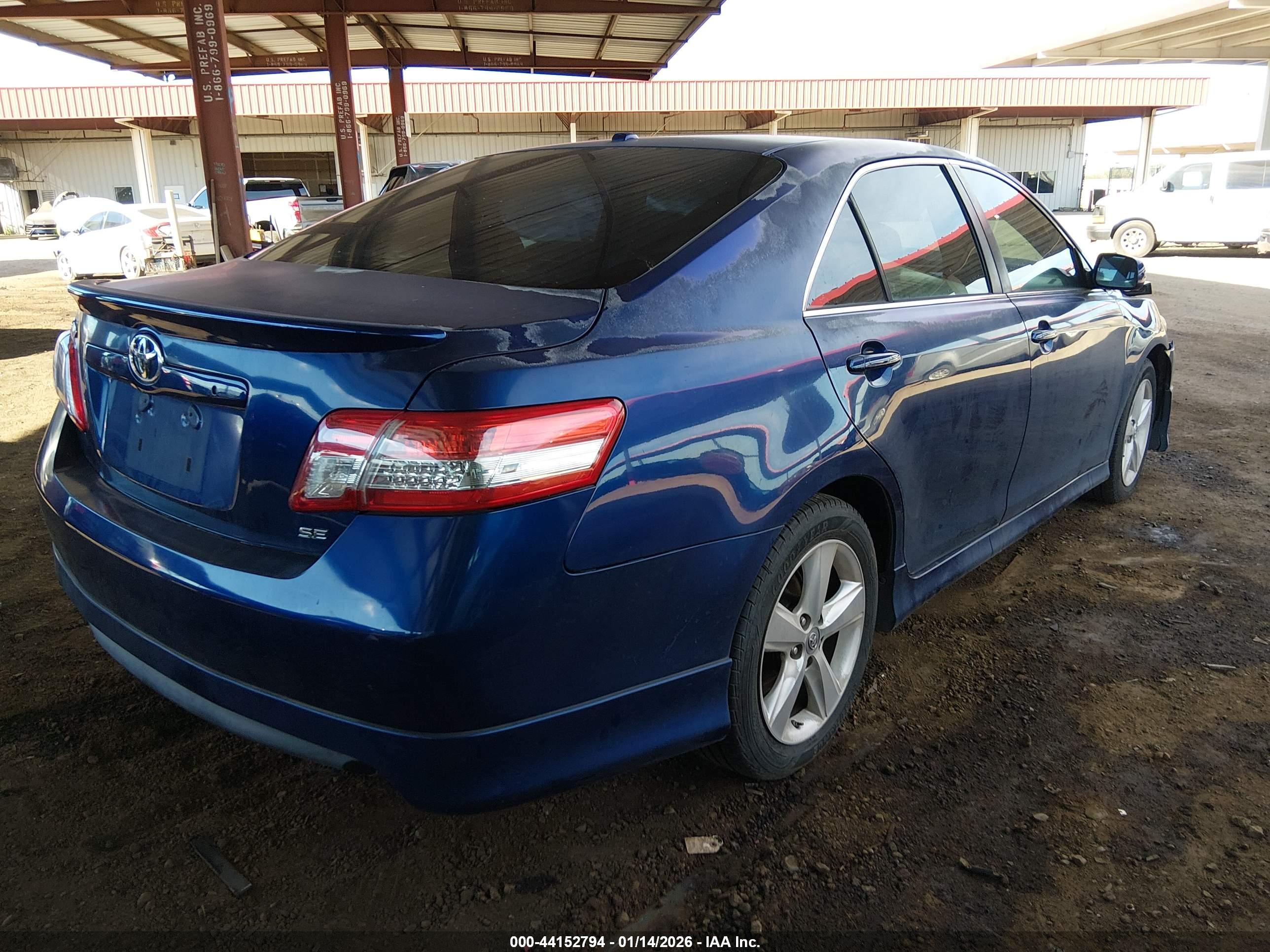 TOYOTA CAMRY image 4