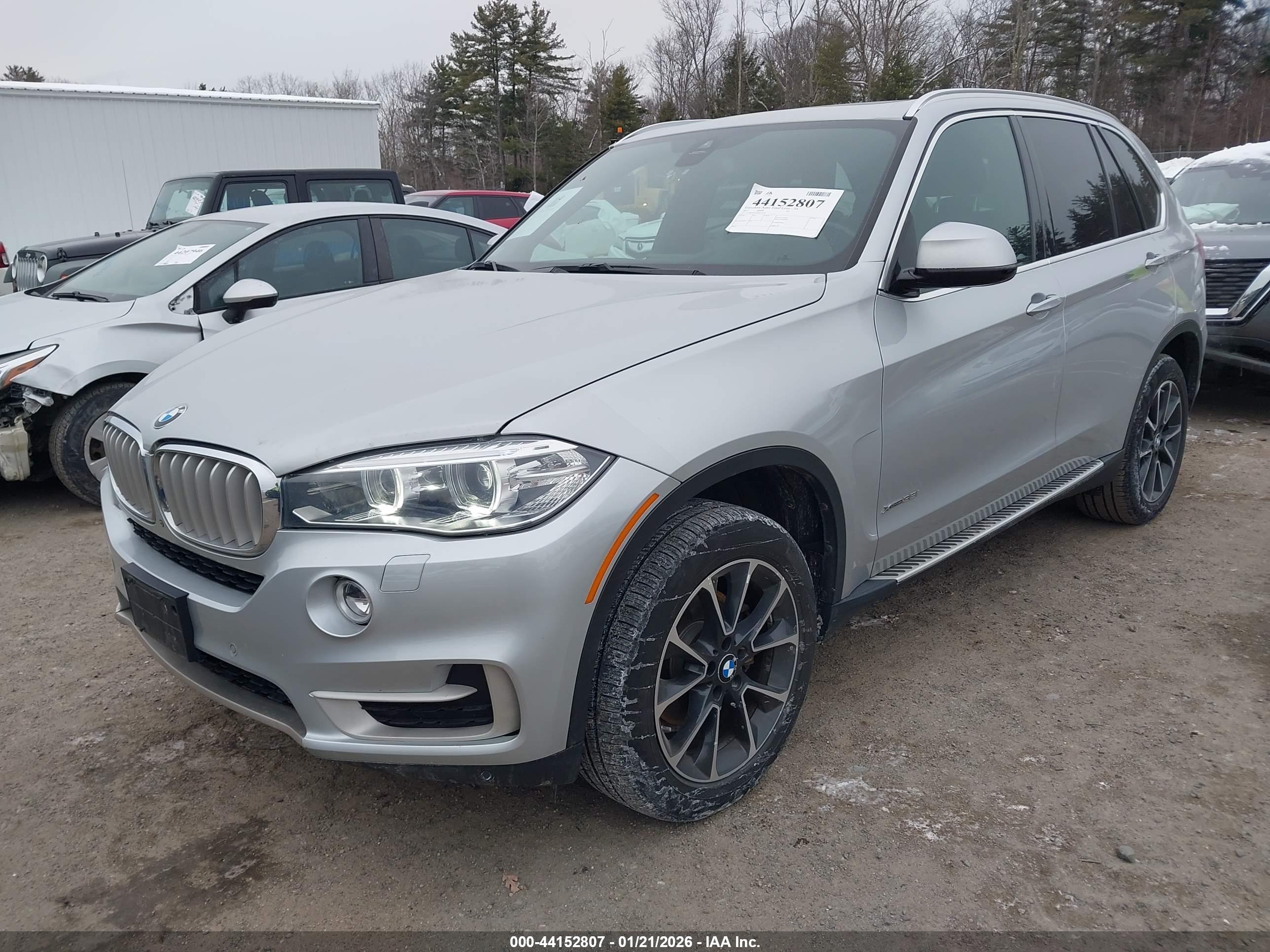 BMW X5 image 2