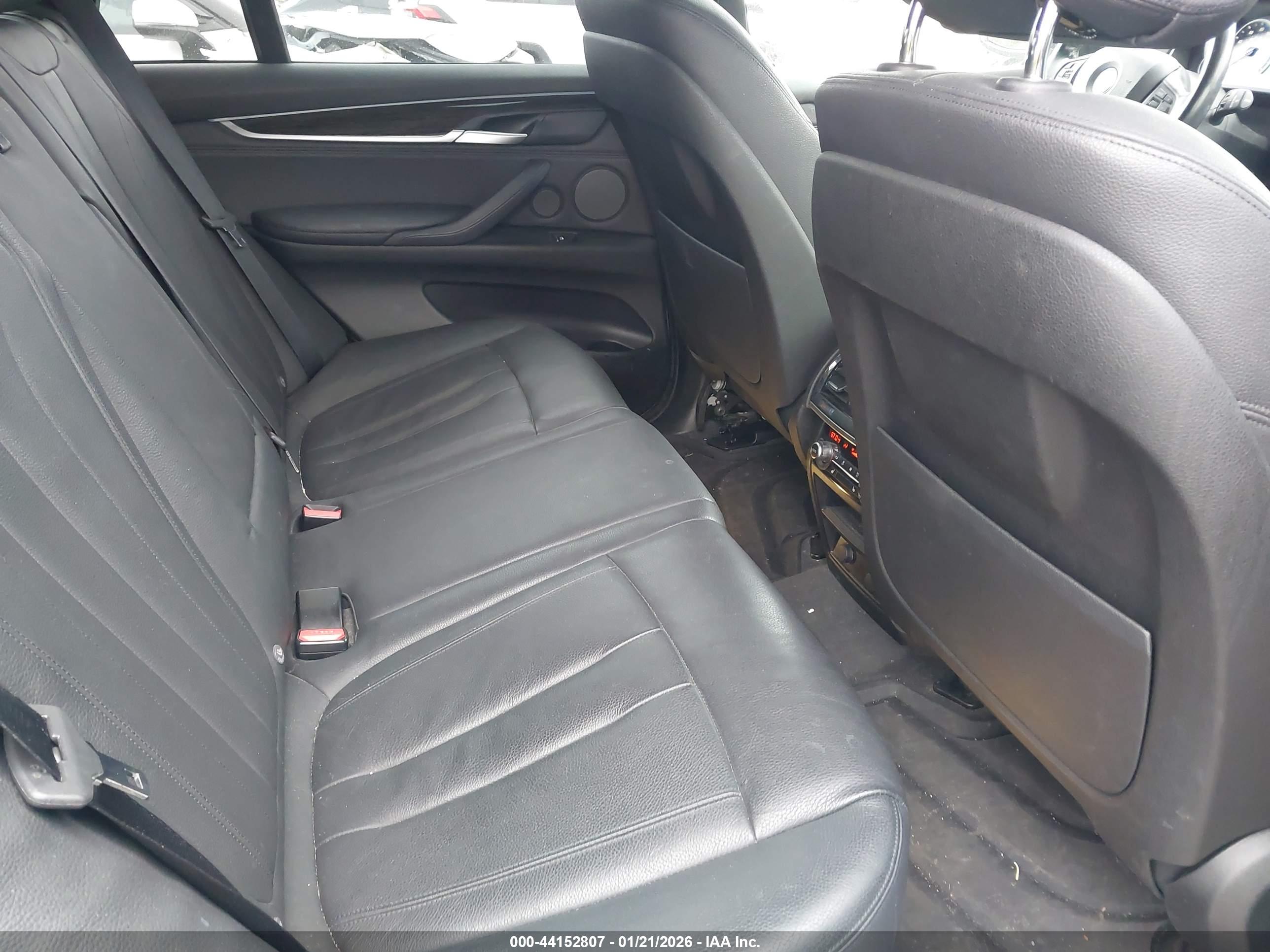 BMW X5 image 8