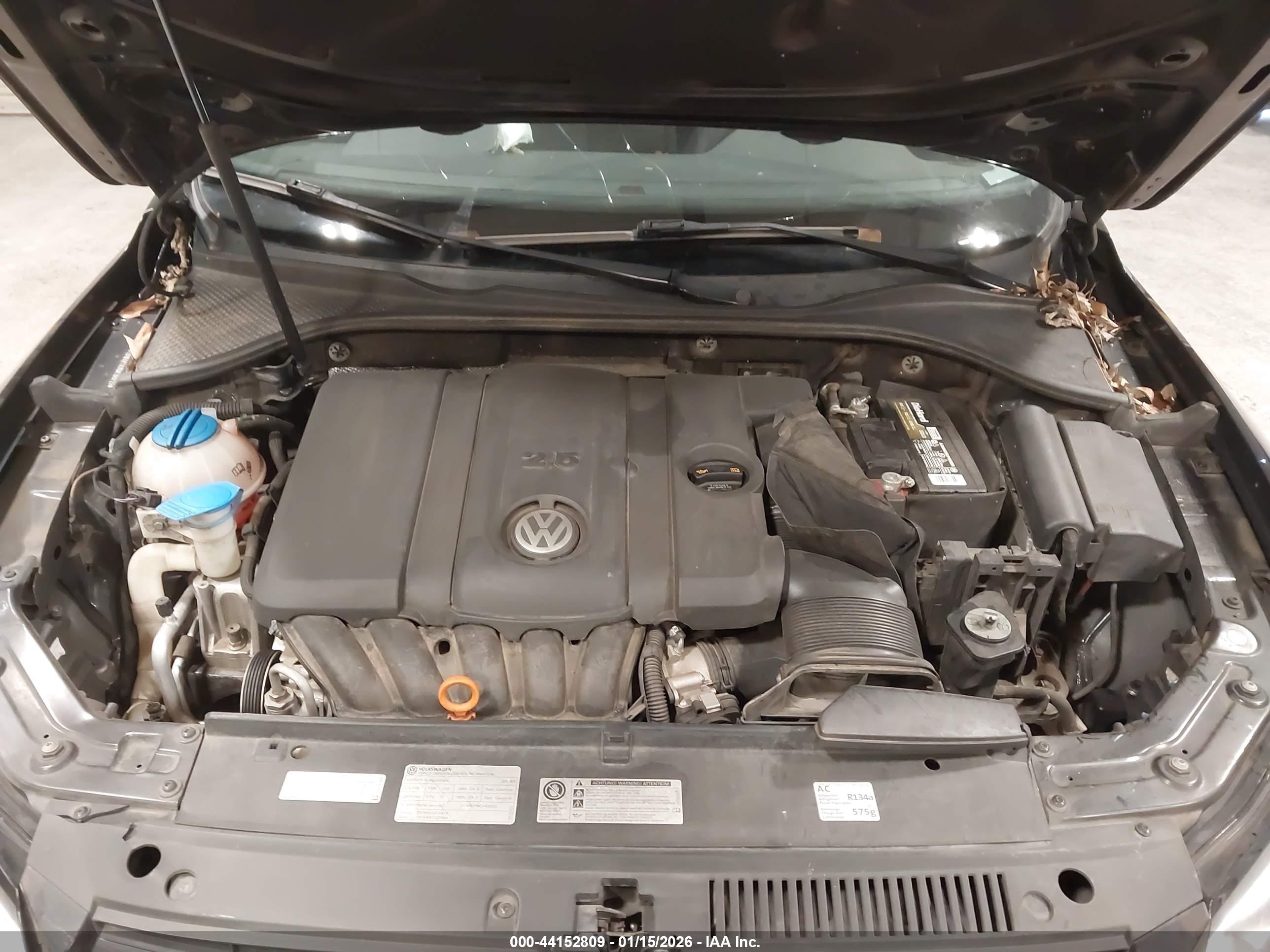 VOLKSWAGEN PASSAT image 10