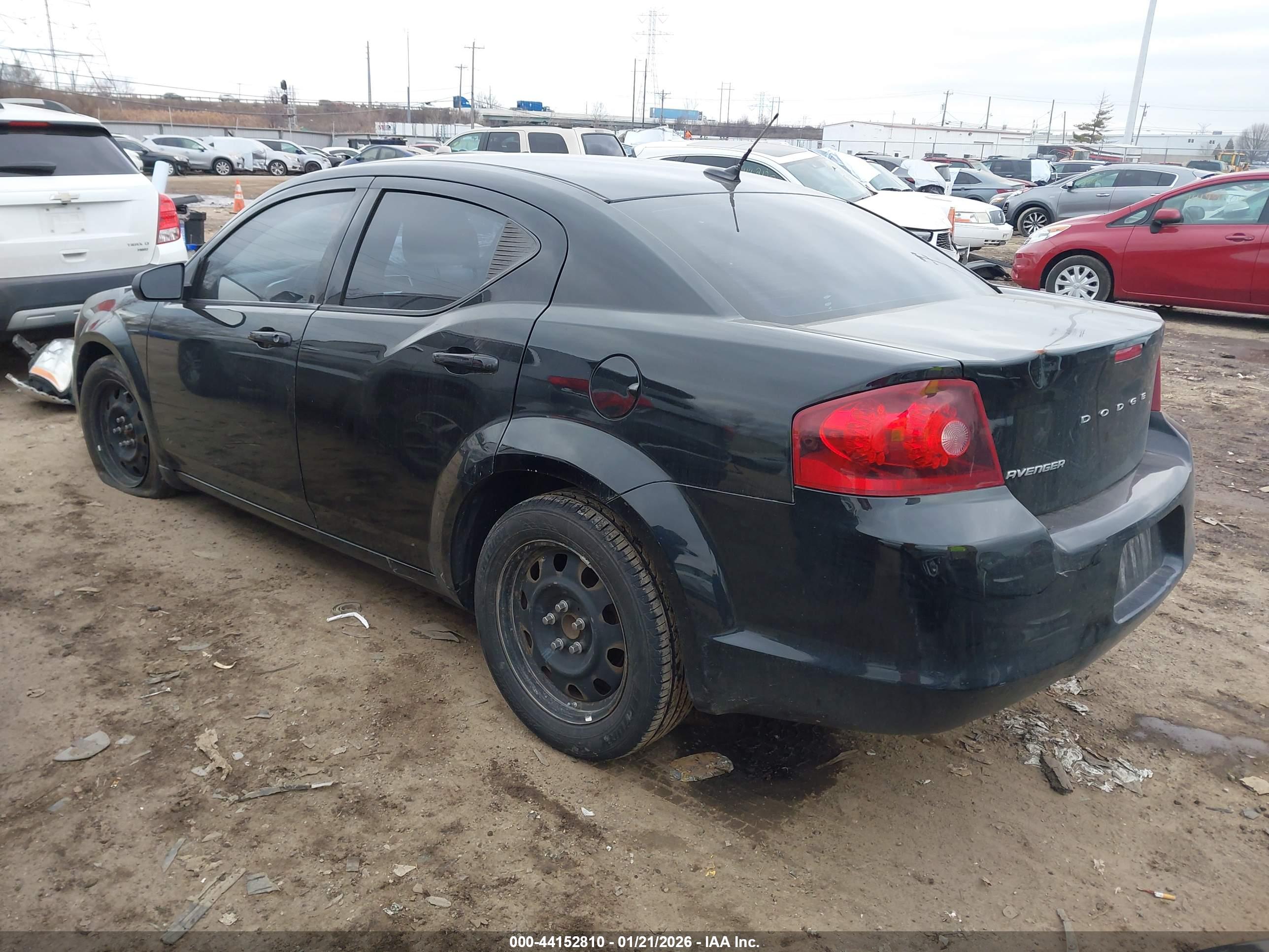 DODGE AVENGER image 3