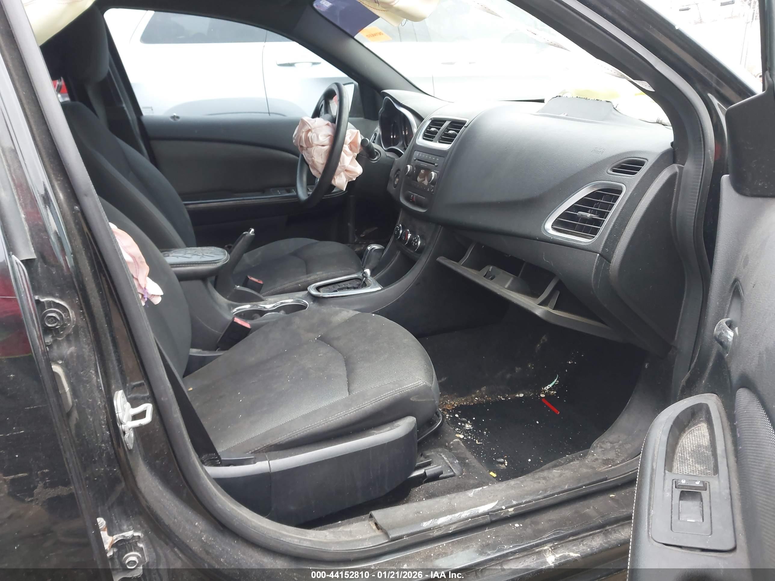 DODGE AVENGER image 5