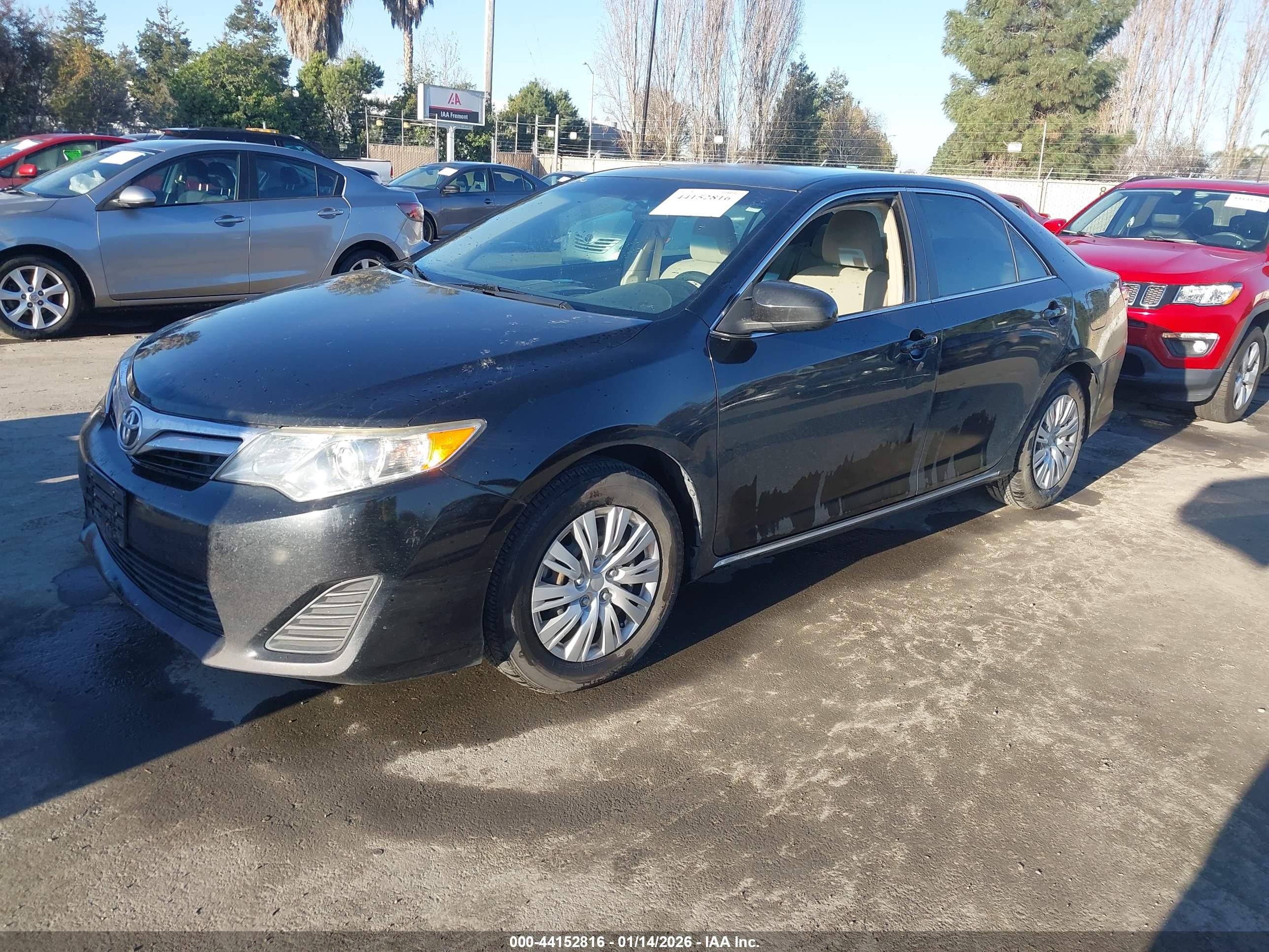 TOYOTA CAMRY image 2