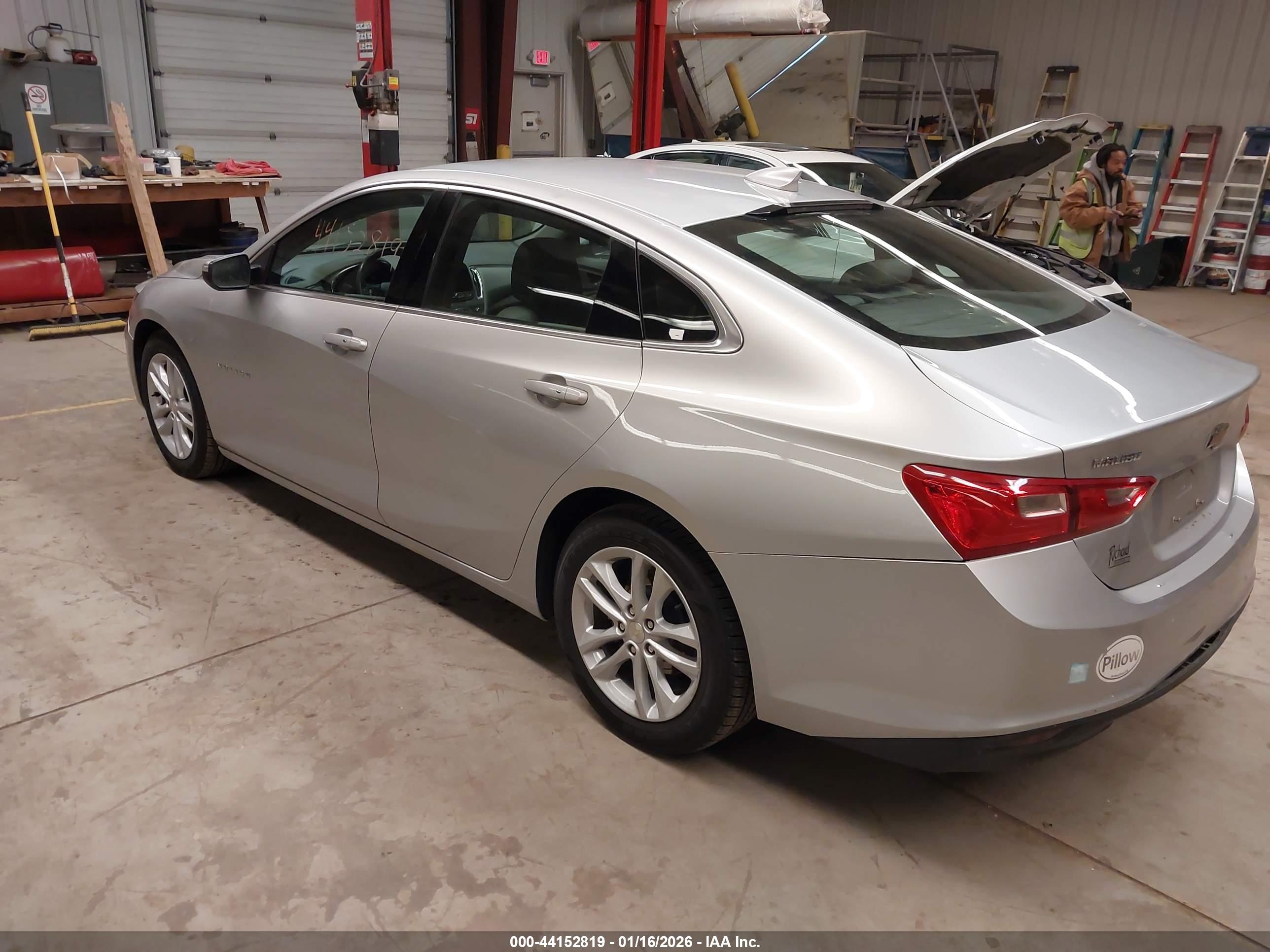 CHEVROLET MALIBU image 3