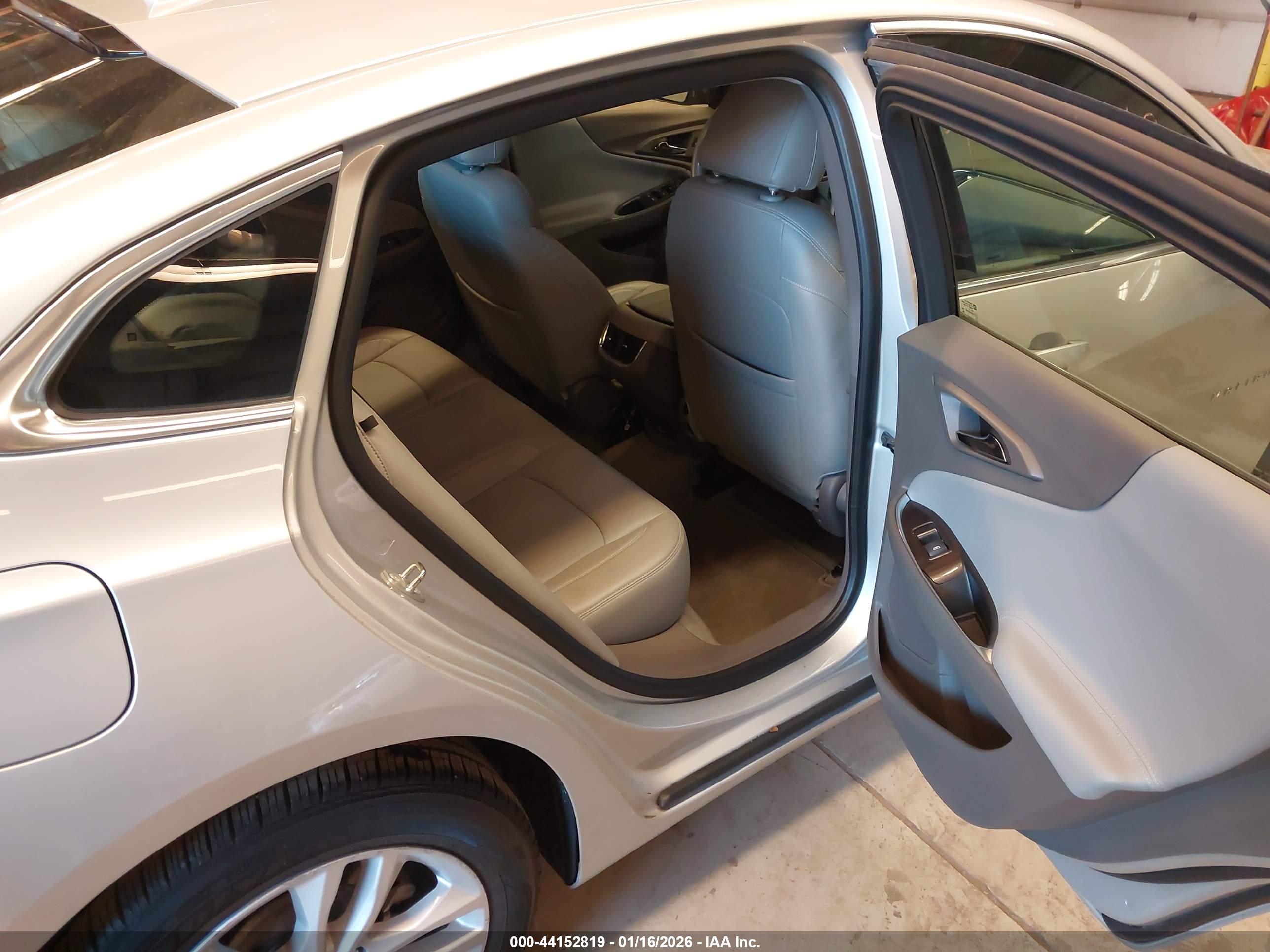 CHEVROLET MALIBU image 8