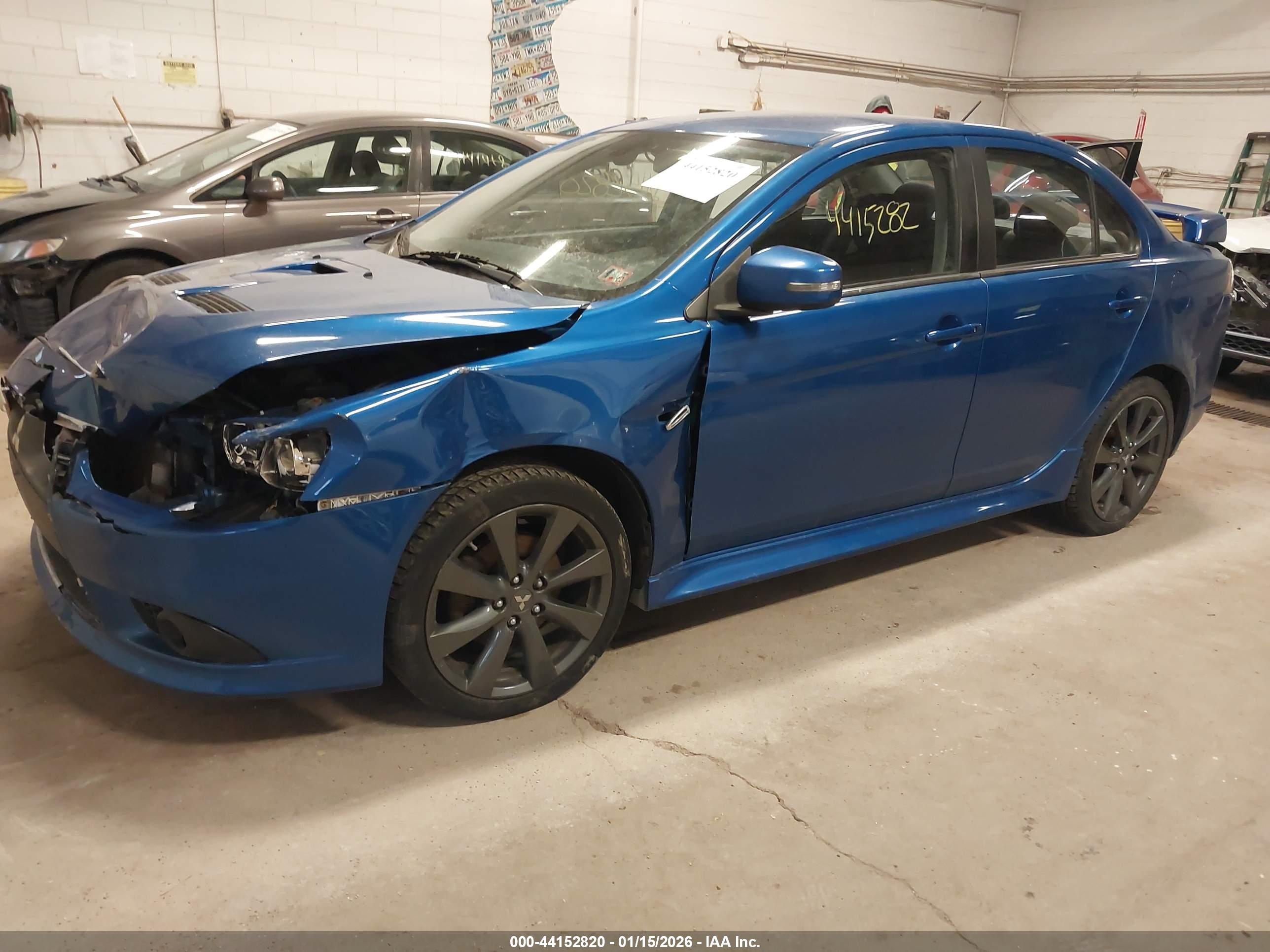 MITSUBISHI LANCER image 2