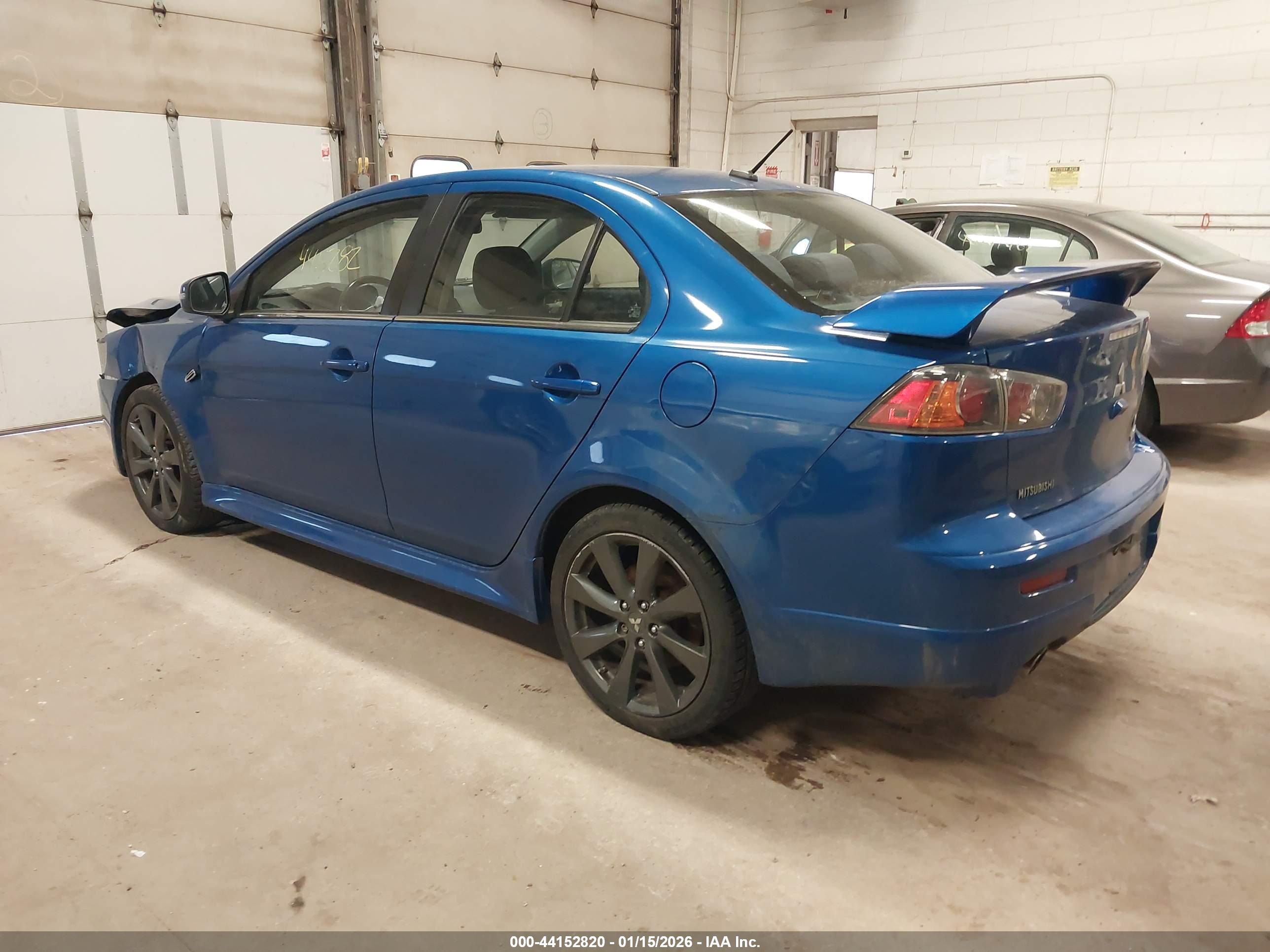 MITSUBISHI LANCER image 3