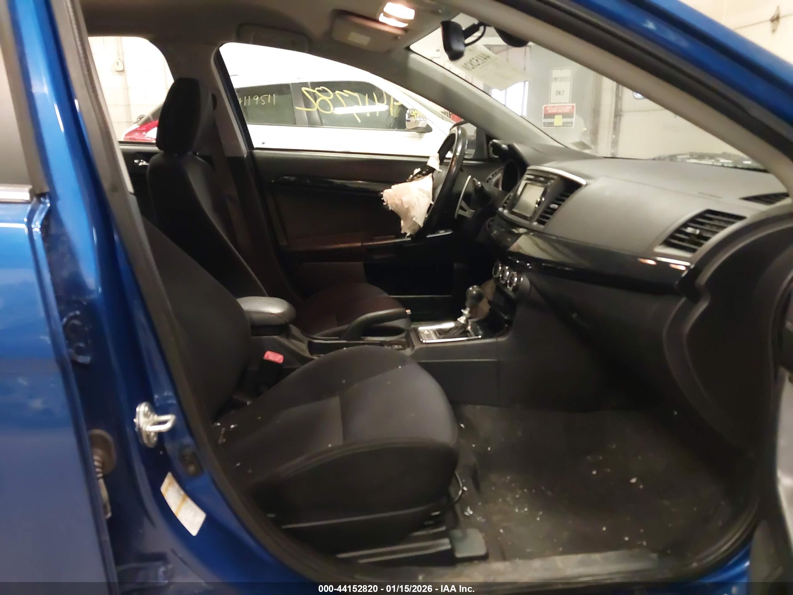 MITSUBISHI LANCER image 5